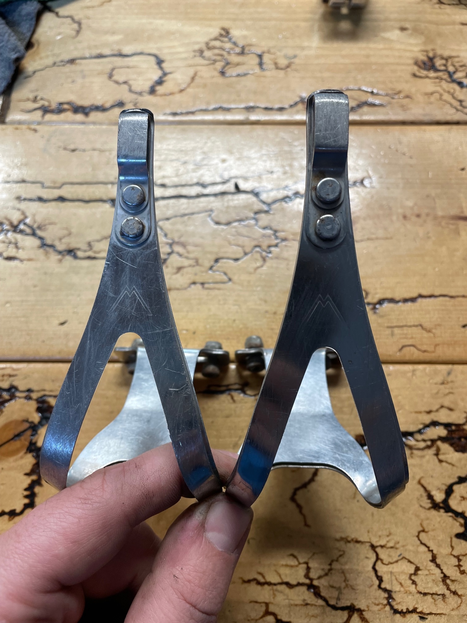 toe cages for spin bike