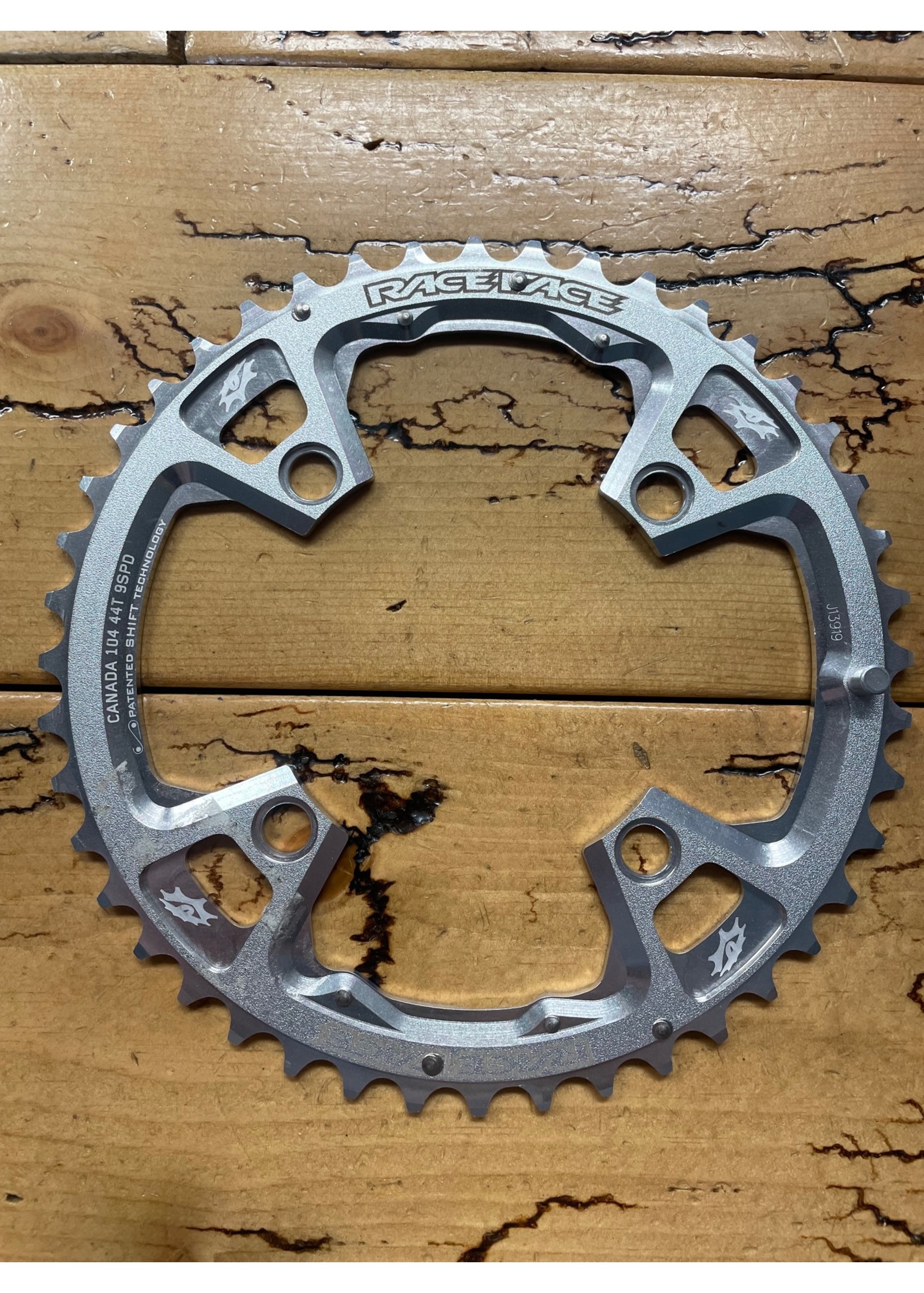 Raceface Raceface 44 Tooth 4 Bolt 104 BCD 9 Speed  Chainring NOS