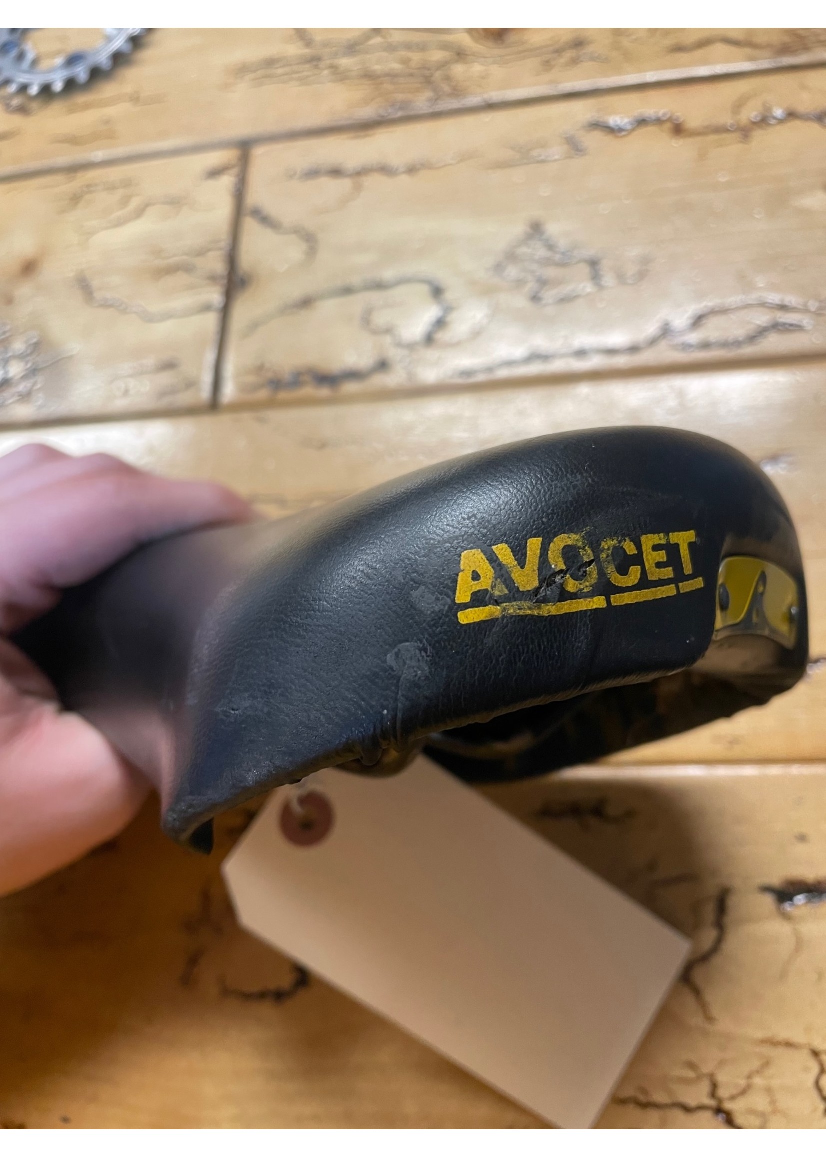 Avocet Racing Yellow Logos Saddle