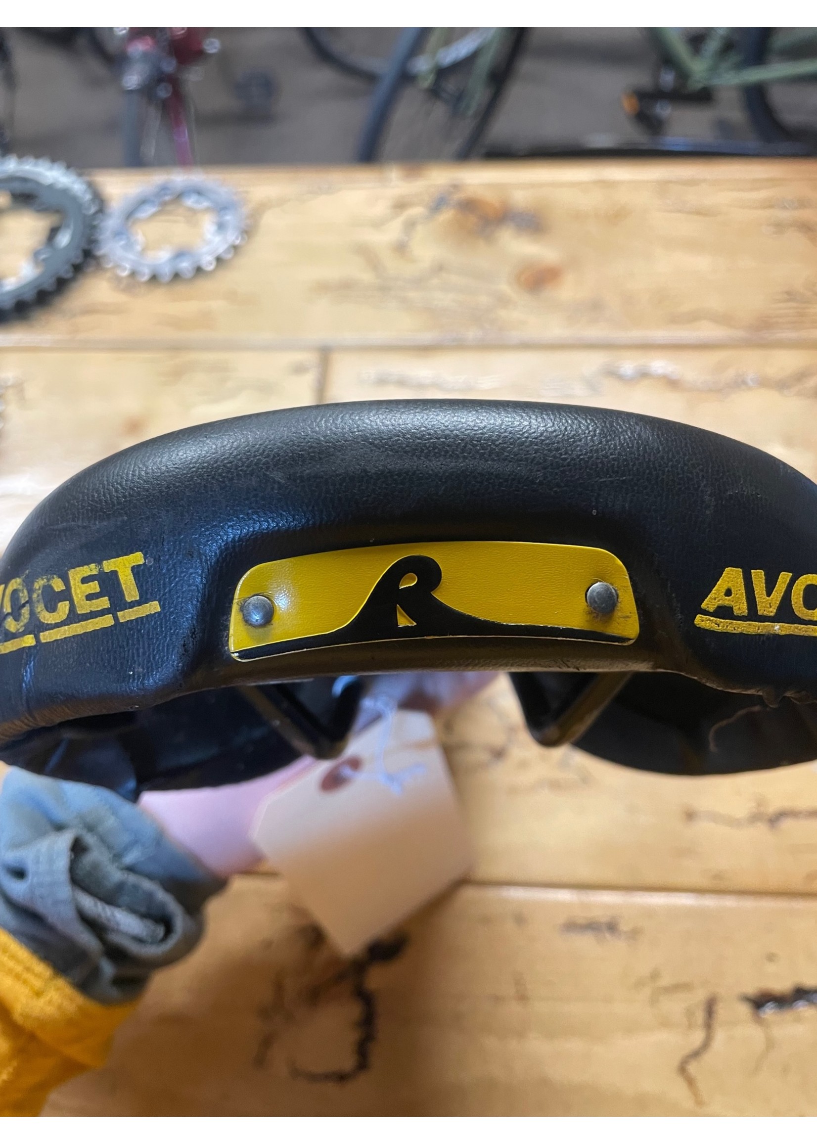 Avocet Racing Yellow Logos Saddle
