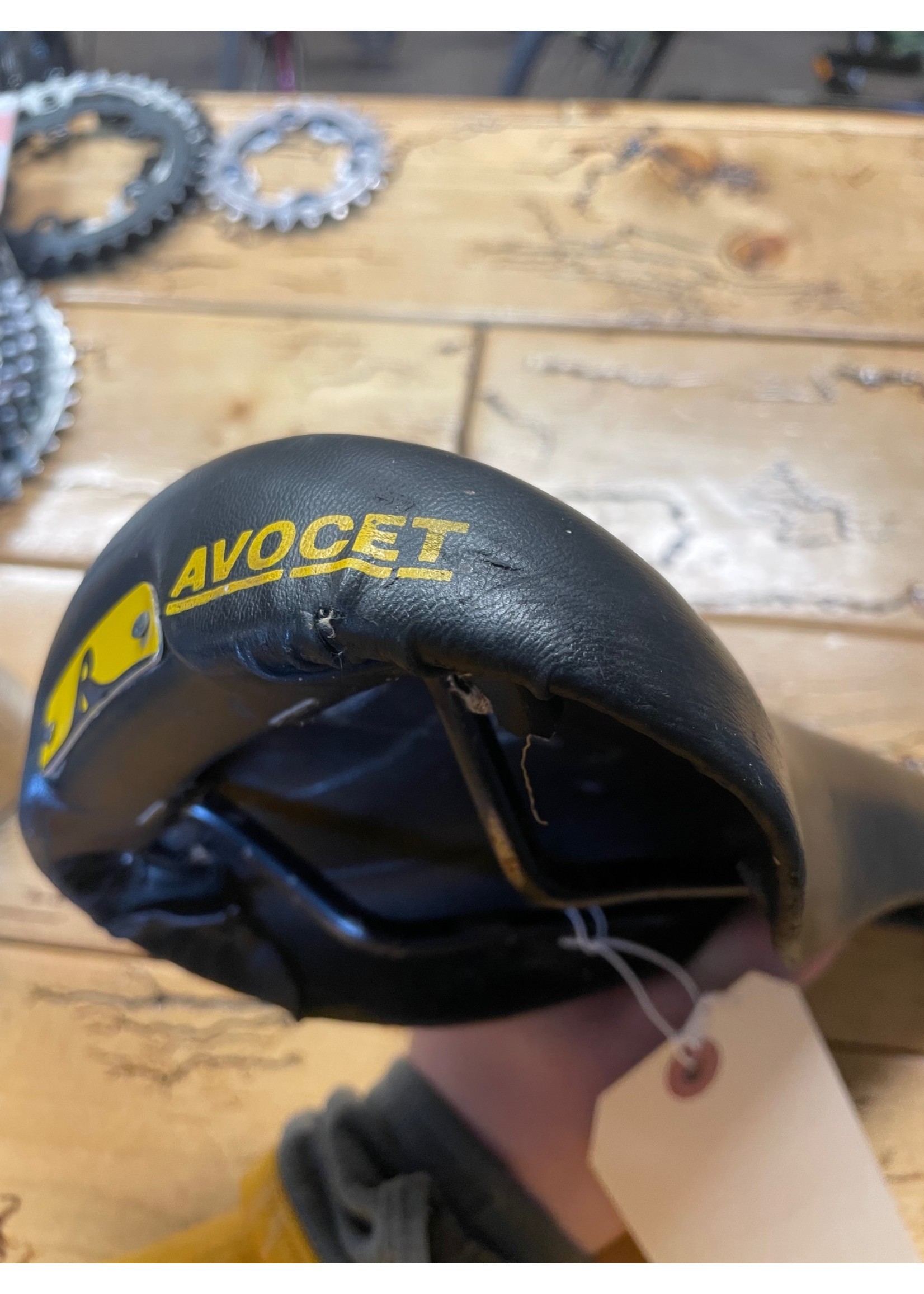 Avocet Racing Yellow Logos Saddle