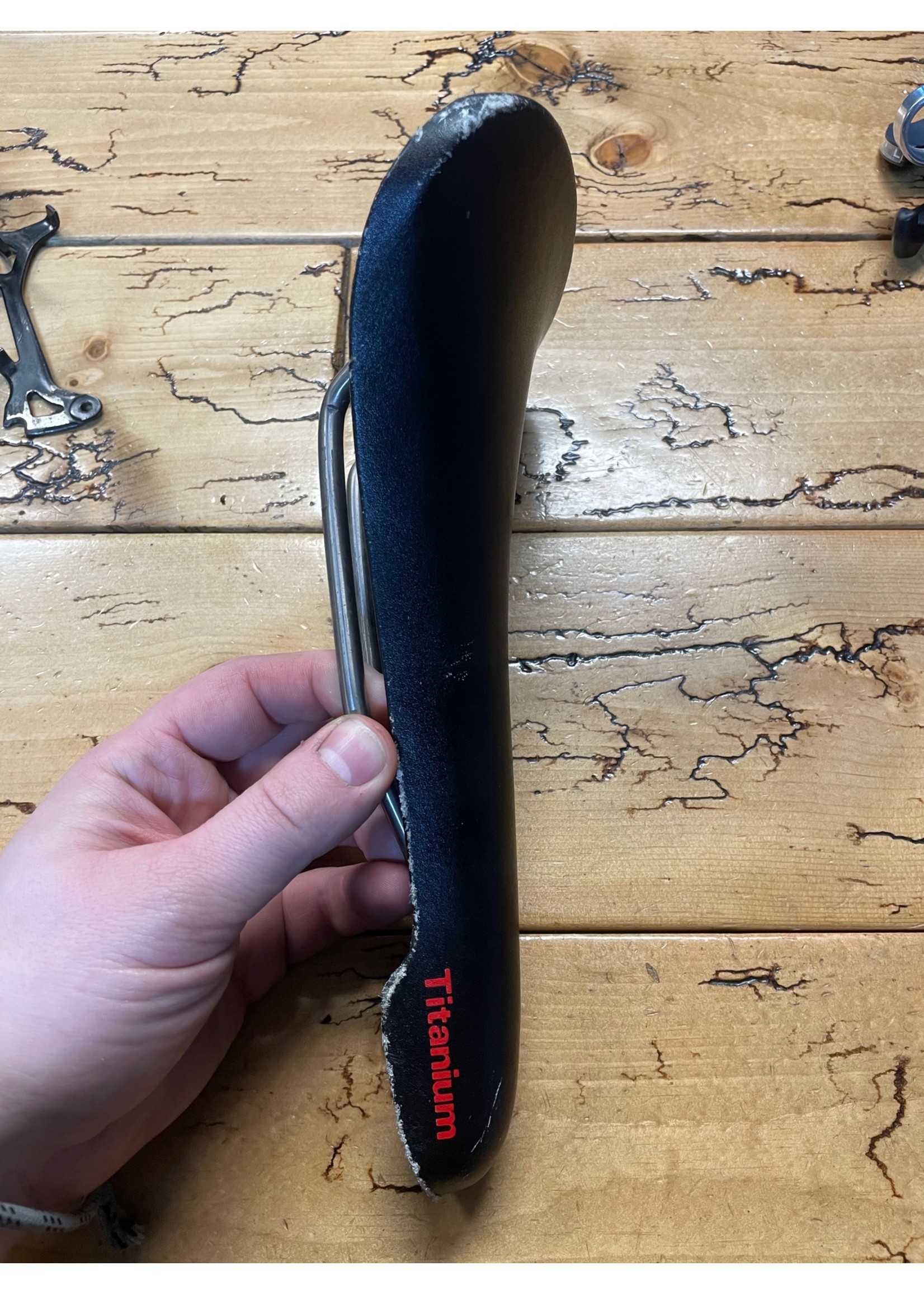 Alba ALBA Titanium Saddle