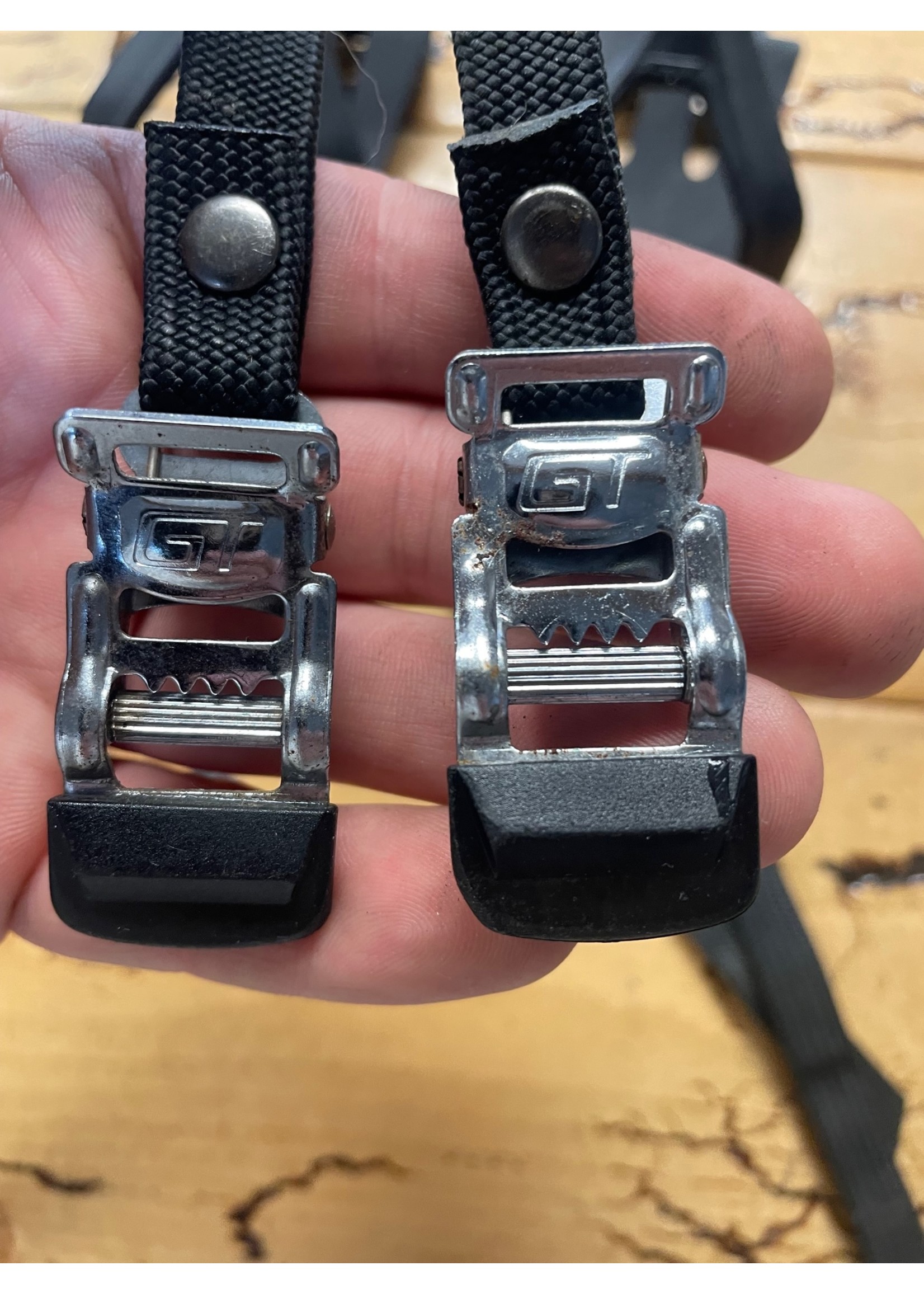 GT GT Pedal Cages and Toe Straps