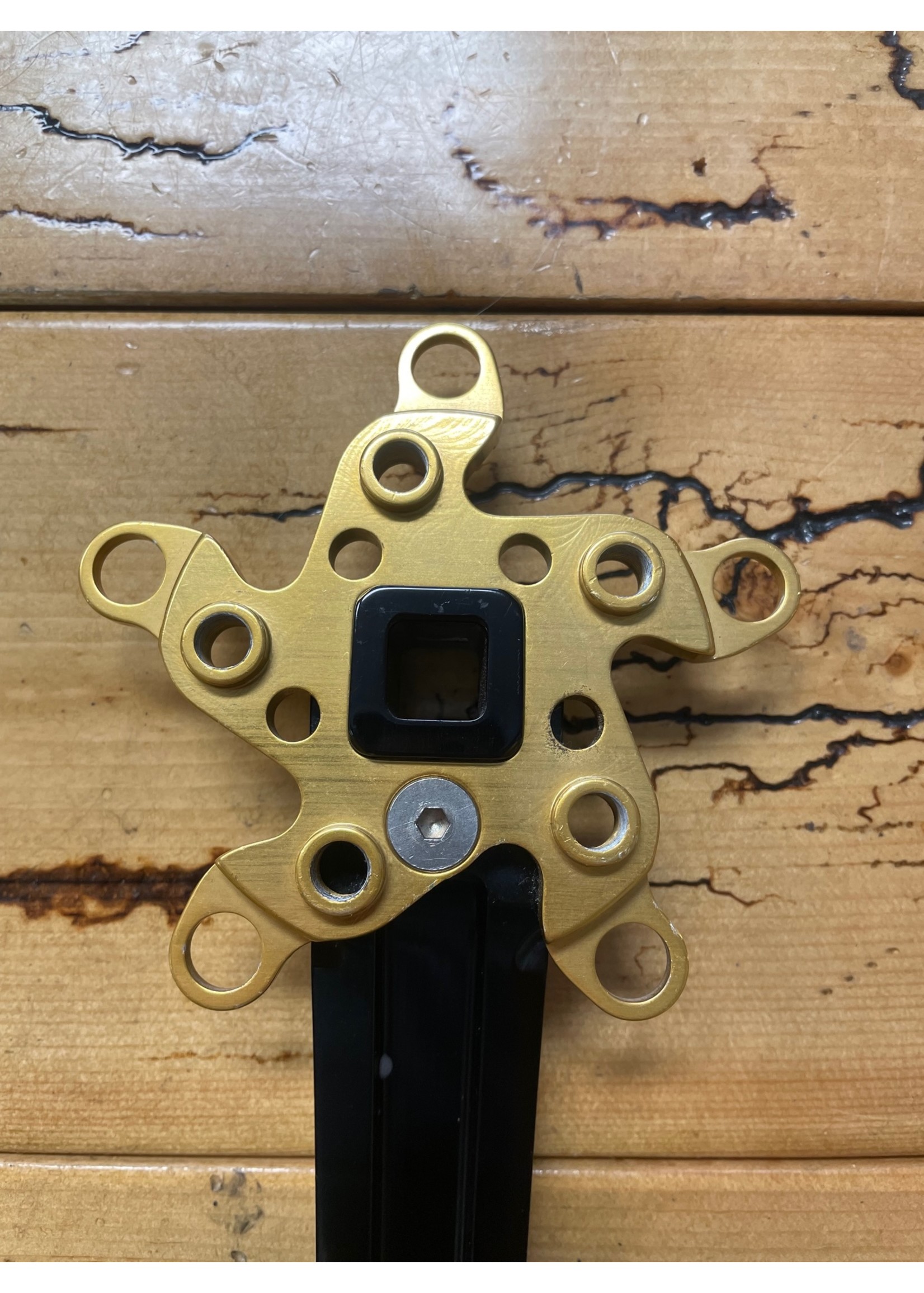 Gringineer Anodized Gold With Right Kooka Anodized 175mm Spider Black - Cycles Crankarm