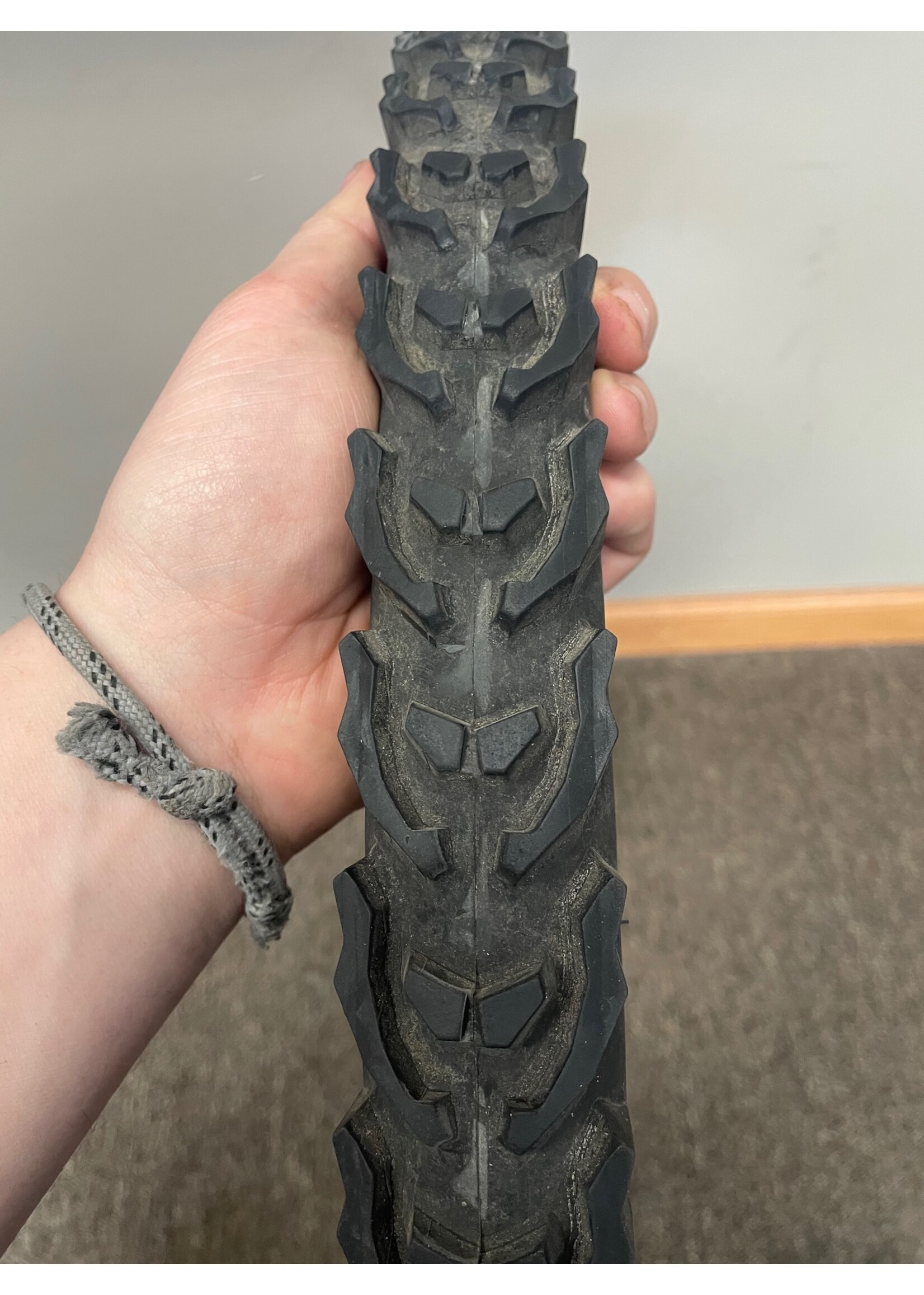 Onza Onza Rip 26x1.9 Tire