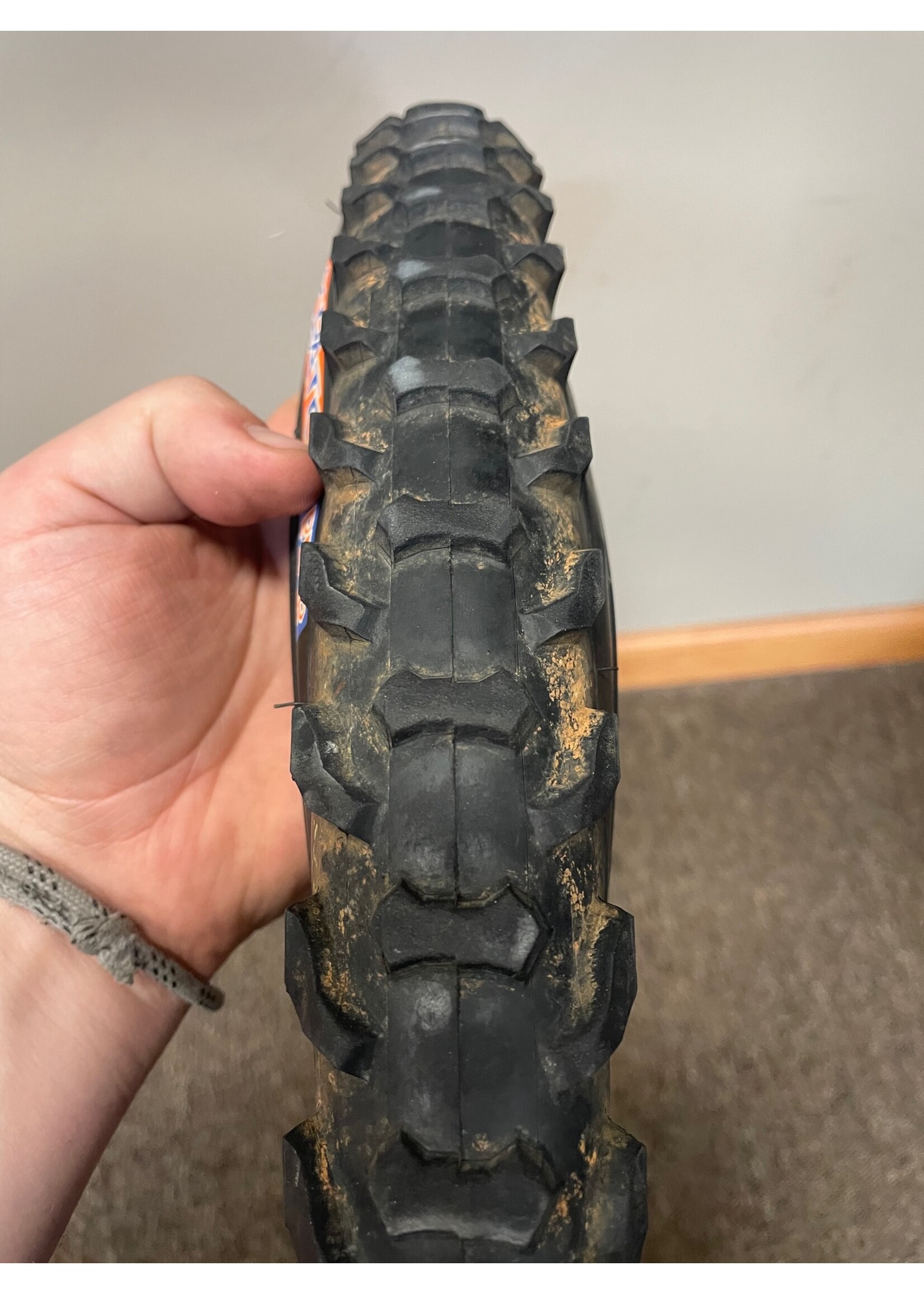 Kona Kona Scratch 26x2.1 Tire