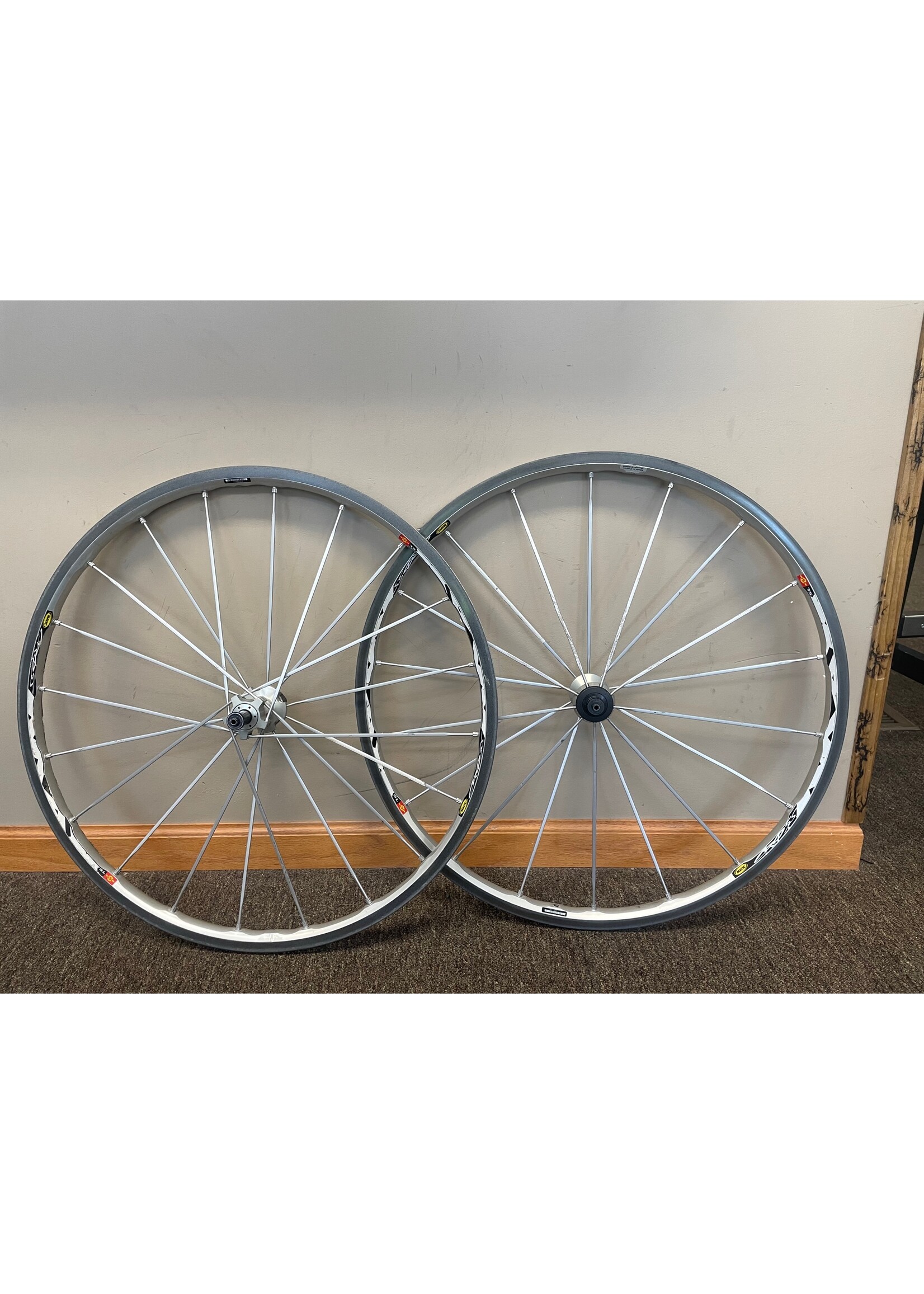 Mavic Mavic Crossmax SL  26 Inch Rim Brake Wheelset