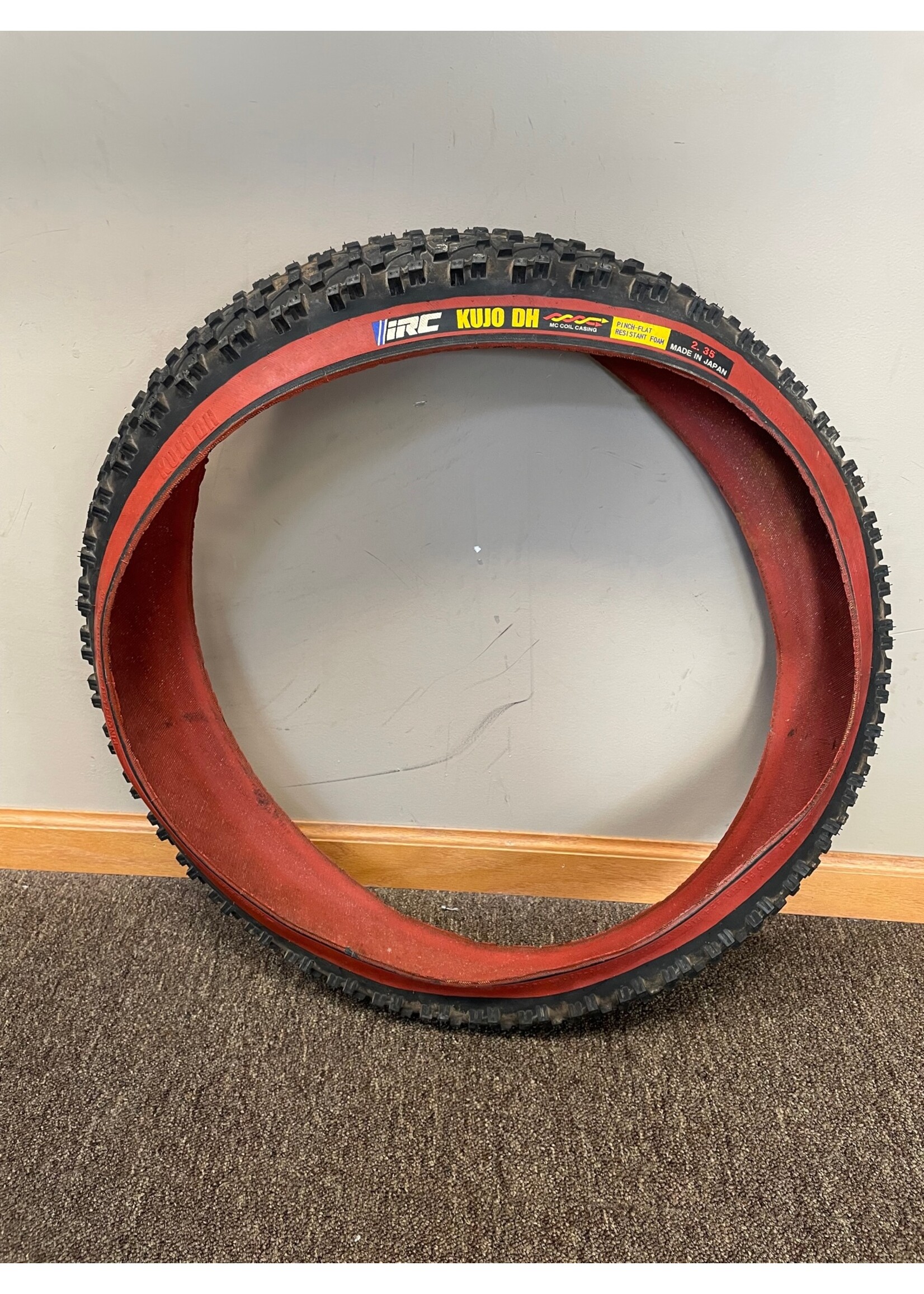 IRC IRC Kujo DH 24x2.35 Tire