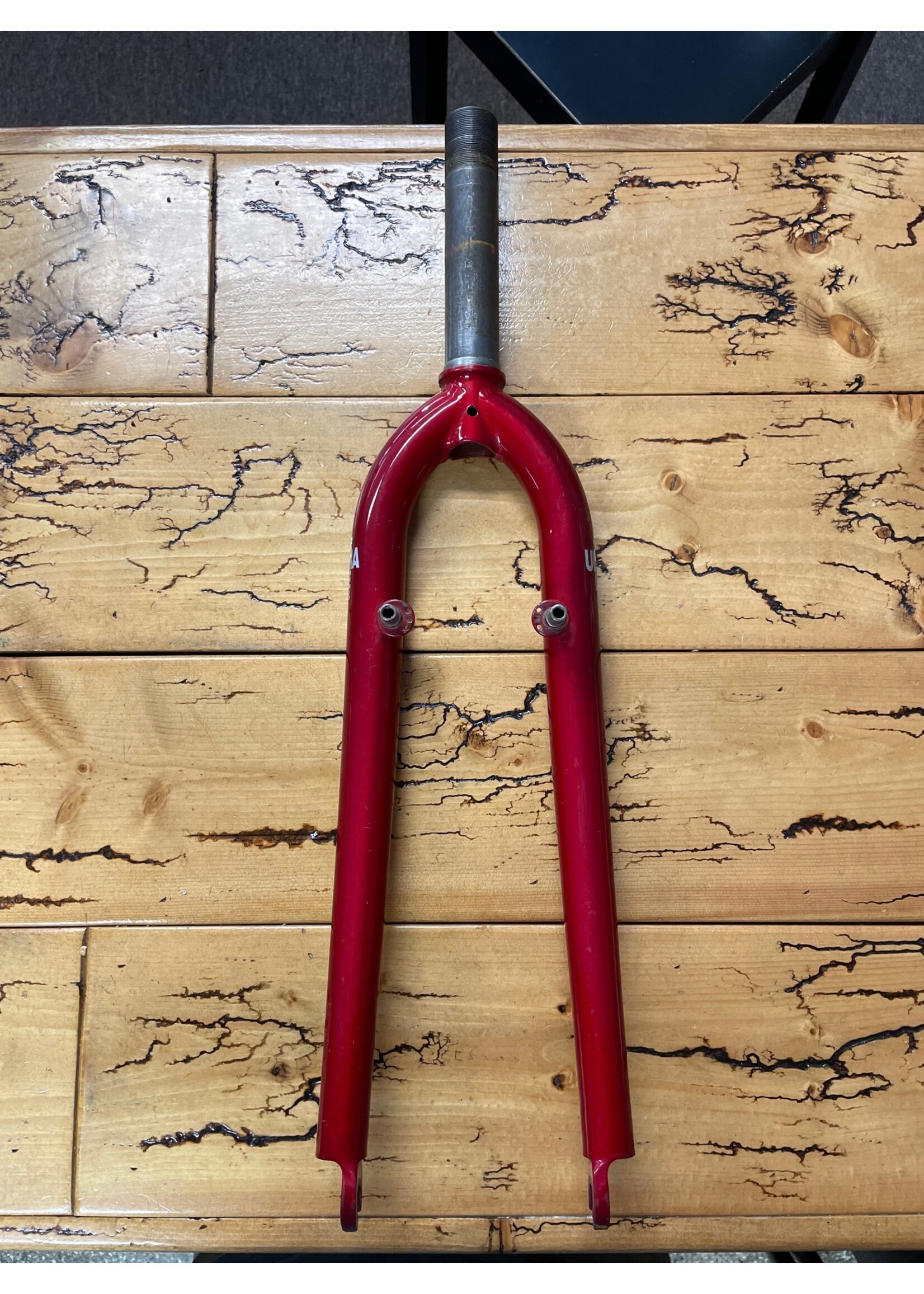 Tange Tange Ultra Lite Prestige Cromoly Red 26" 1 1/8 Threaded Fork