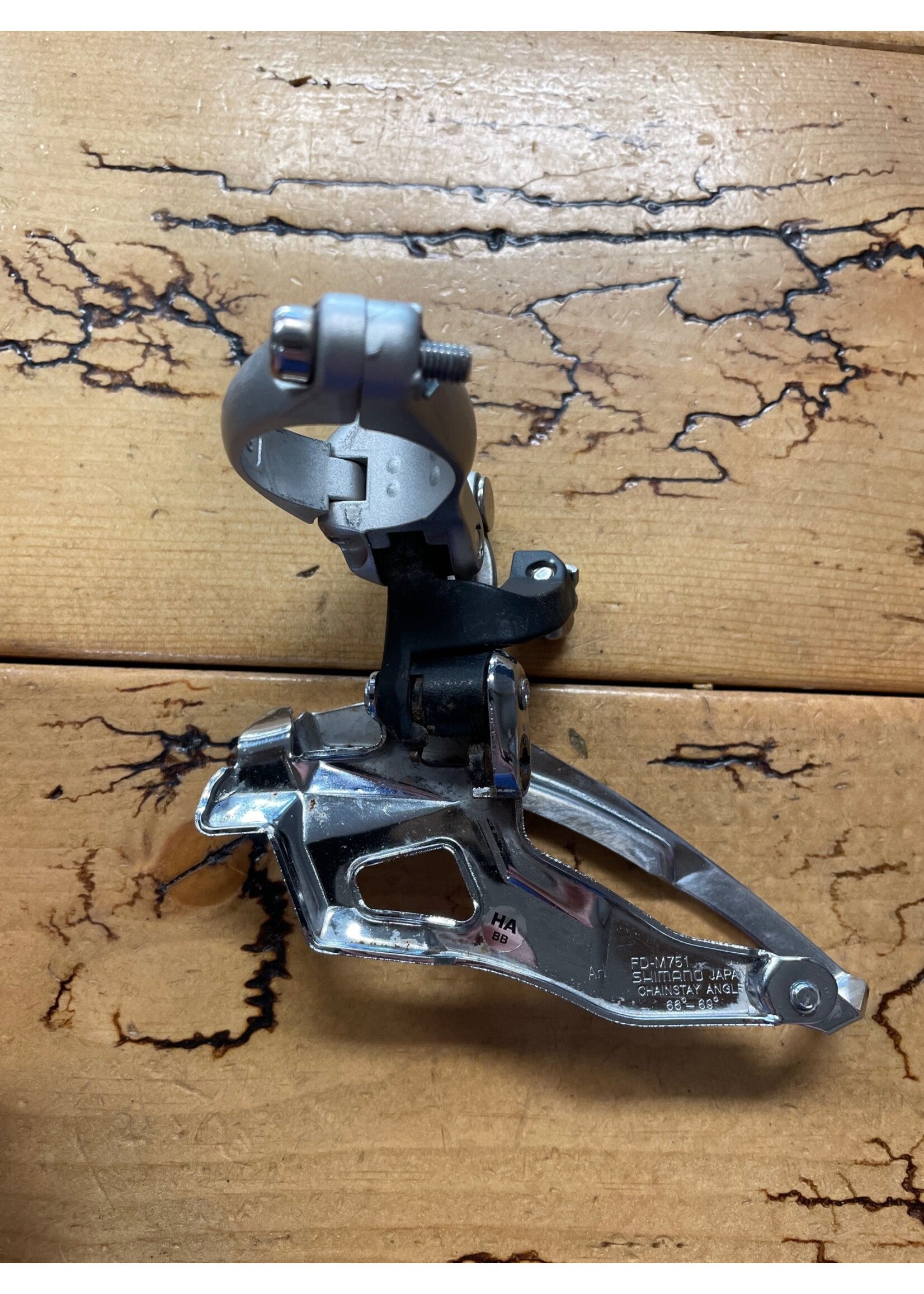 SHIMANO Shimano Deore XT FD-M751 31.8mm Top Pull Front Derailleur