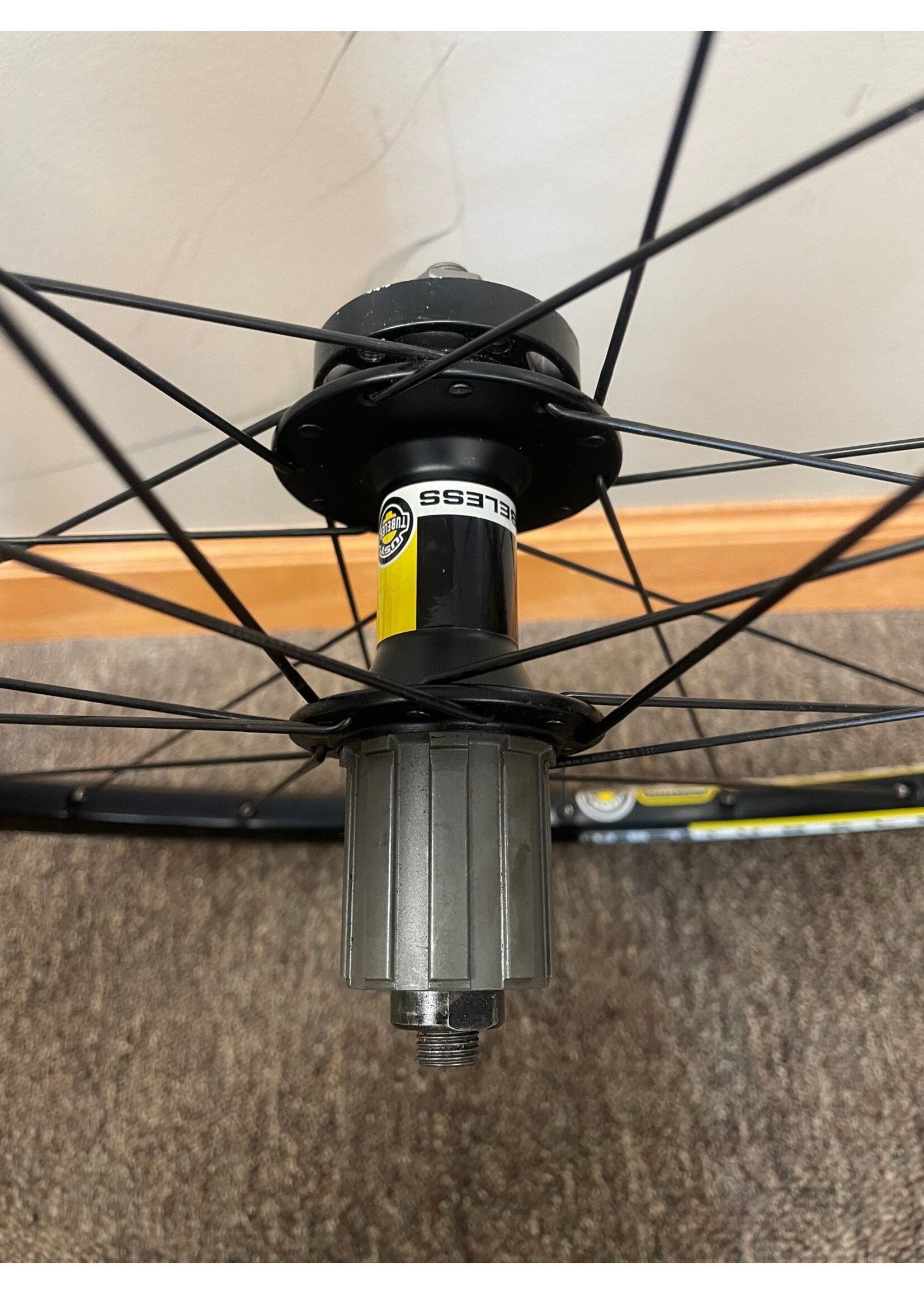 Mavic Mavic Crossroc UST Tubeless QR 6 Bolt Disc 26 Inch Wheelset