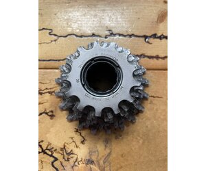 Shimano Dura Ace MF-7400 7 Speed 13-21 Freewheel