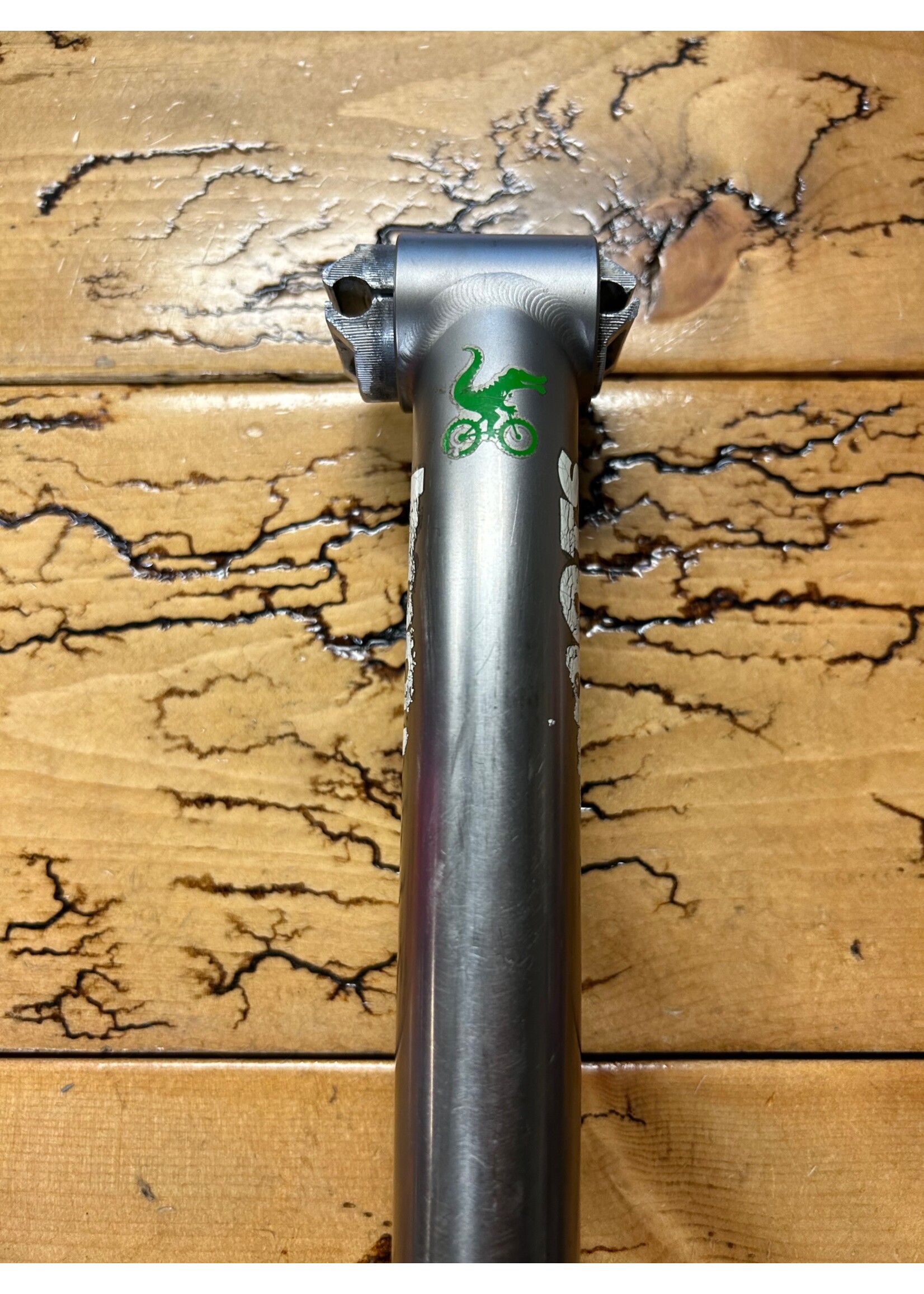 Moots Moots Titanium 28.6mm Setback Seatpost