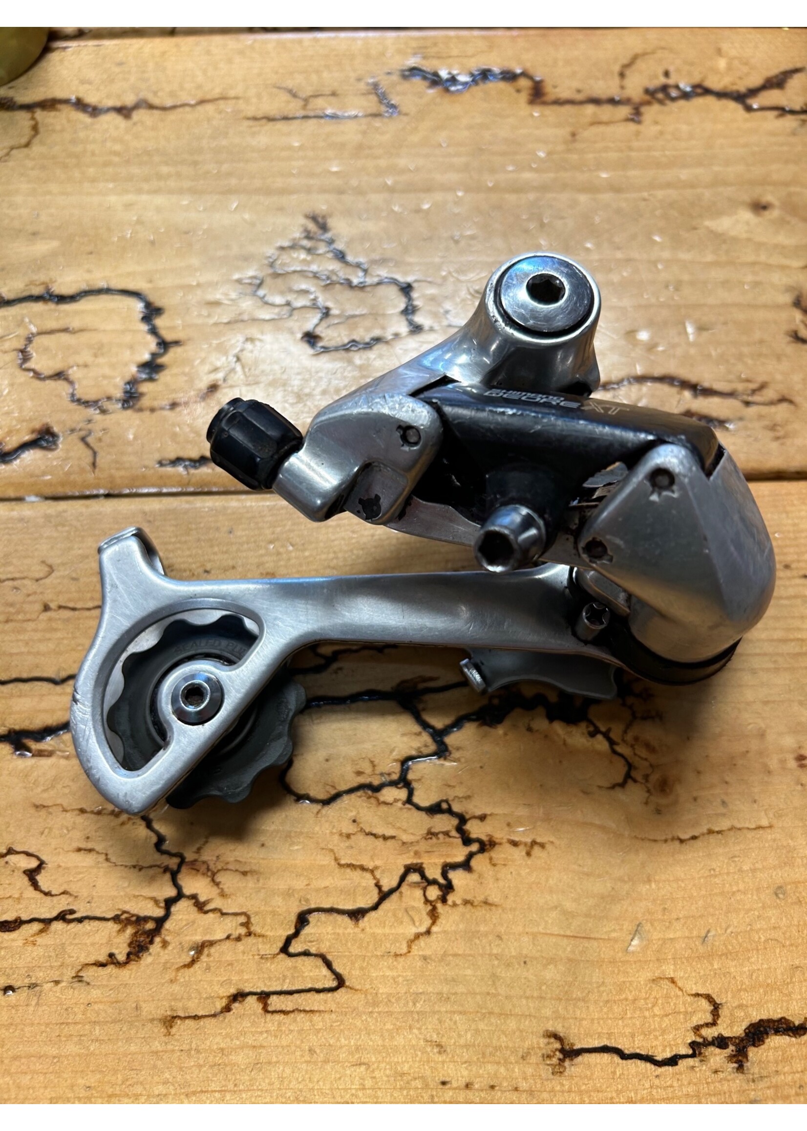 SHIMANO Shimano Deore XT RD-M732 Rear Derailleur