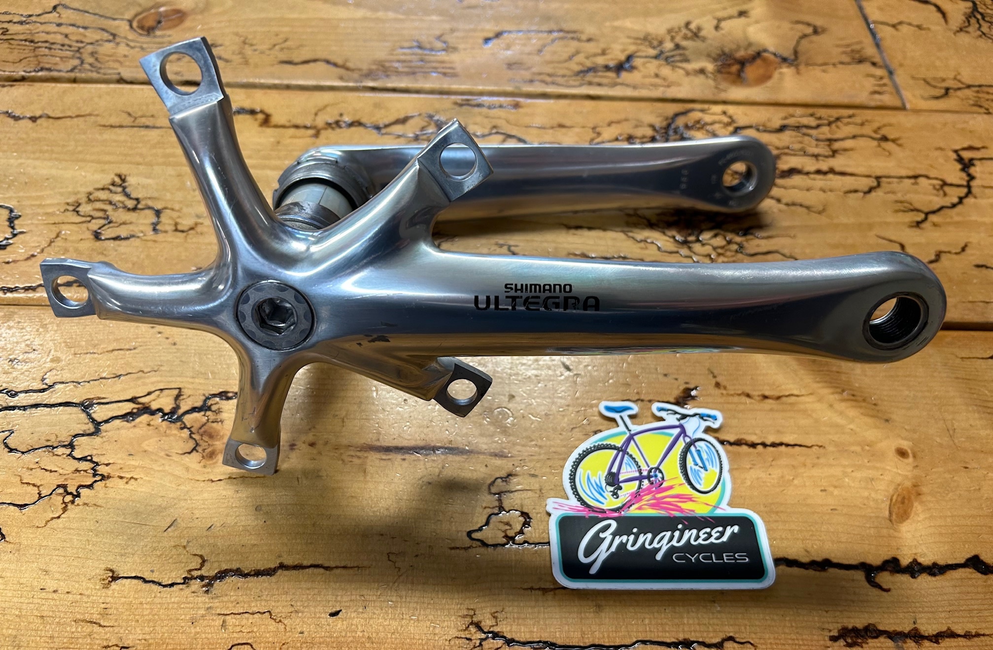Shimano Ultegra FC-6500 175mm Crankset With Bottom Bracket Shimano Ultegra FC-6500 175mm Crankset With Bottom Bracket