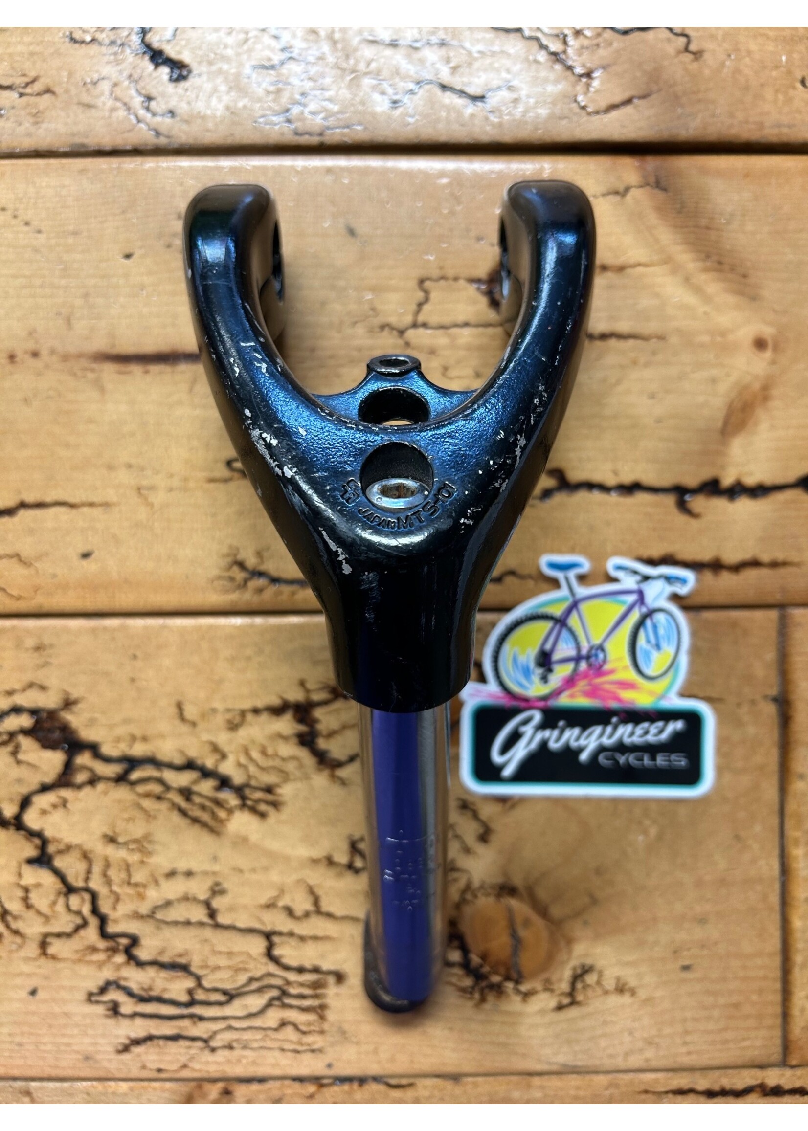 SR Sakae SR MTS-101 Black Slingshot 21.1mm Quill Stem