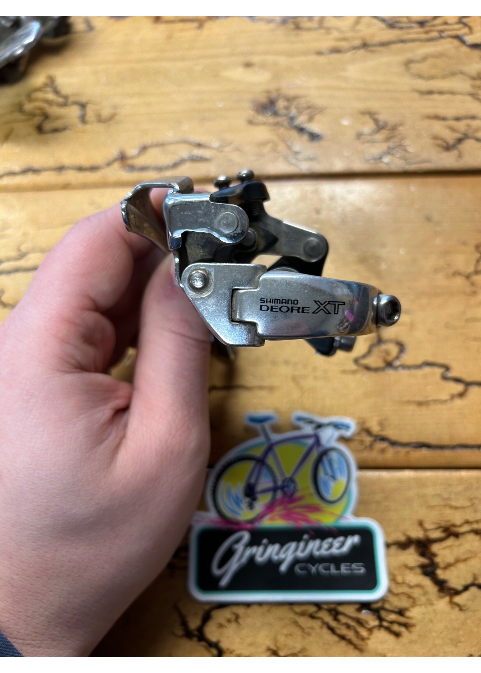 SHIMANO Shimano Deore XT FD-M739 Top Pull 28.6mm Front Derailleur