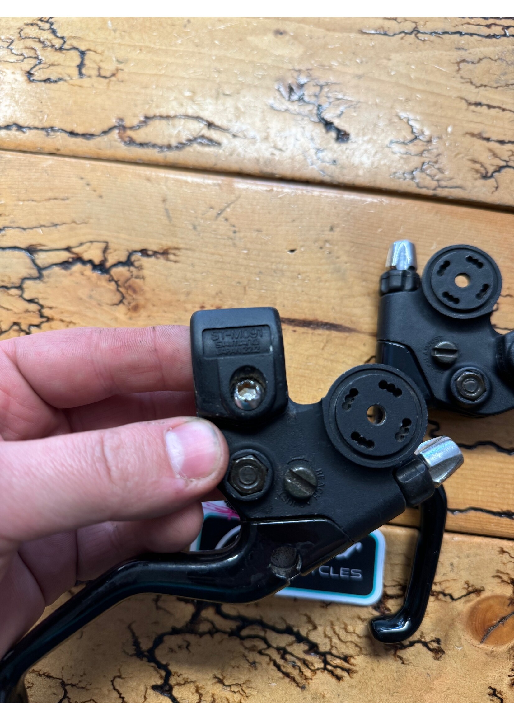 SHIMANO Shimano Deore XT ST-M091 Brake Levers