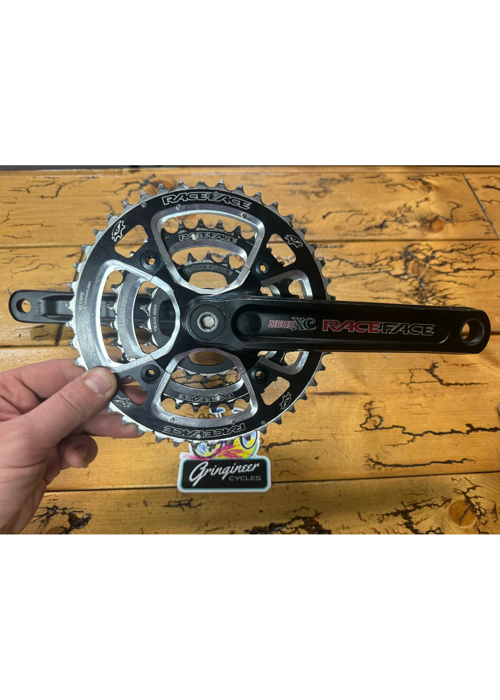 Raceface Raceface Deus XC 175mm 44/32/22 9 Speed Crankset With Bottom Bracket