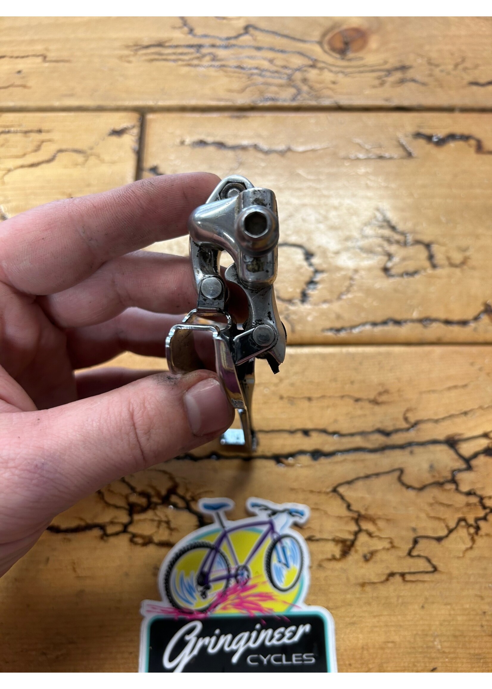 SHIMANO Shimano 105 FD-5501 Braze On Bottom Pull Front Derailleur