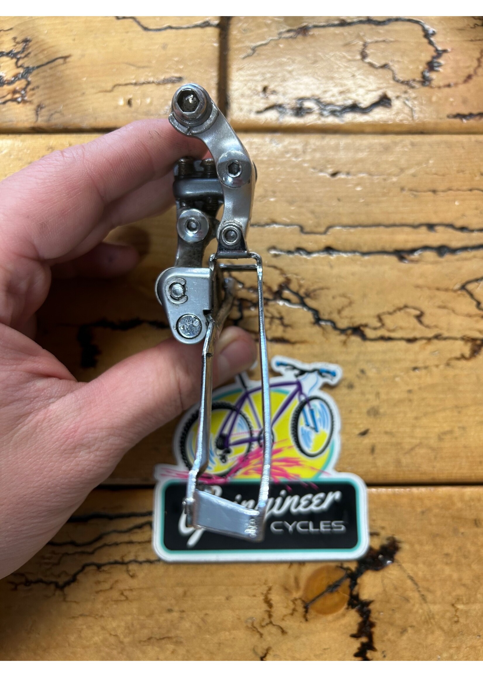 SHIMANO Shimano 600 Tri Color FD-6401 Braze On Bottom Pull Front Derailleur