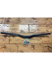 Easton Monkey Lite SL 610mm Carbon 25.4mm Riser Handlebar Easton Monkey Lite SL 610mm Carbon 25.4mm Riser Handlebar