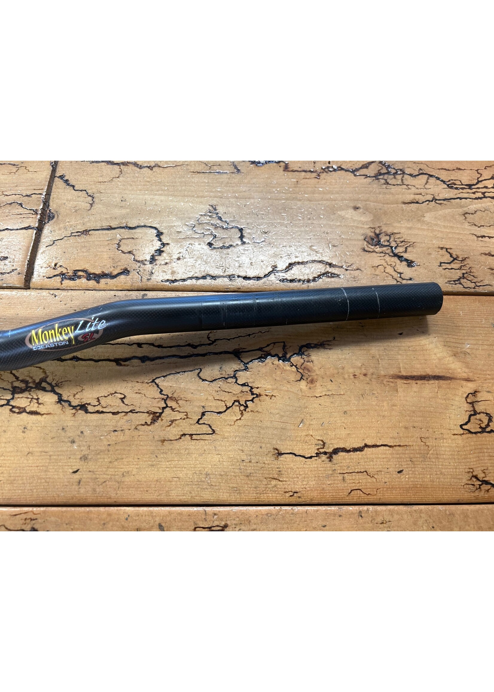 Easton Monkey Lite SL 610mm Carbon 25.4mm Riser Handlebar Easton Monkey Lite SL 610mm Carbon 25.4mm Riser Handlebar