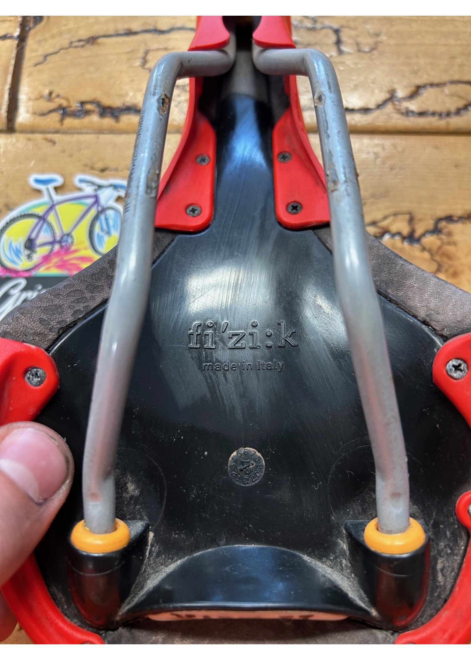 Fizik Fizik Nisene Saddle