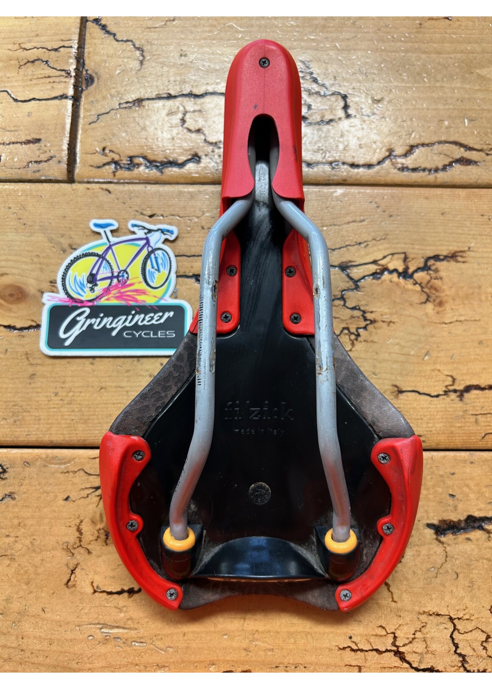Fizik Fizik Nisene Saddle