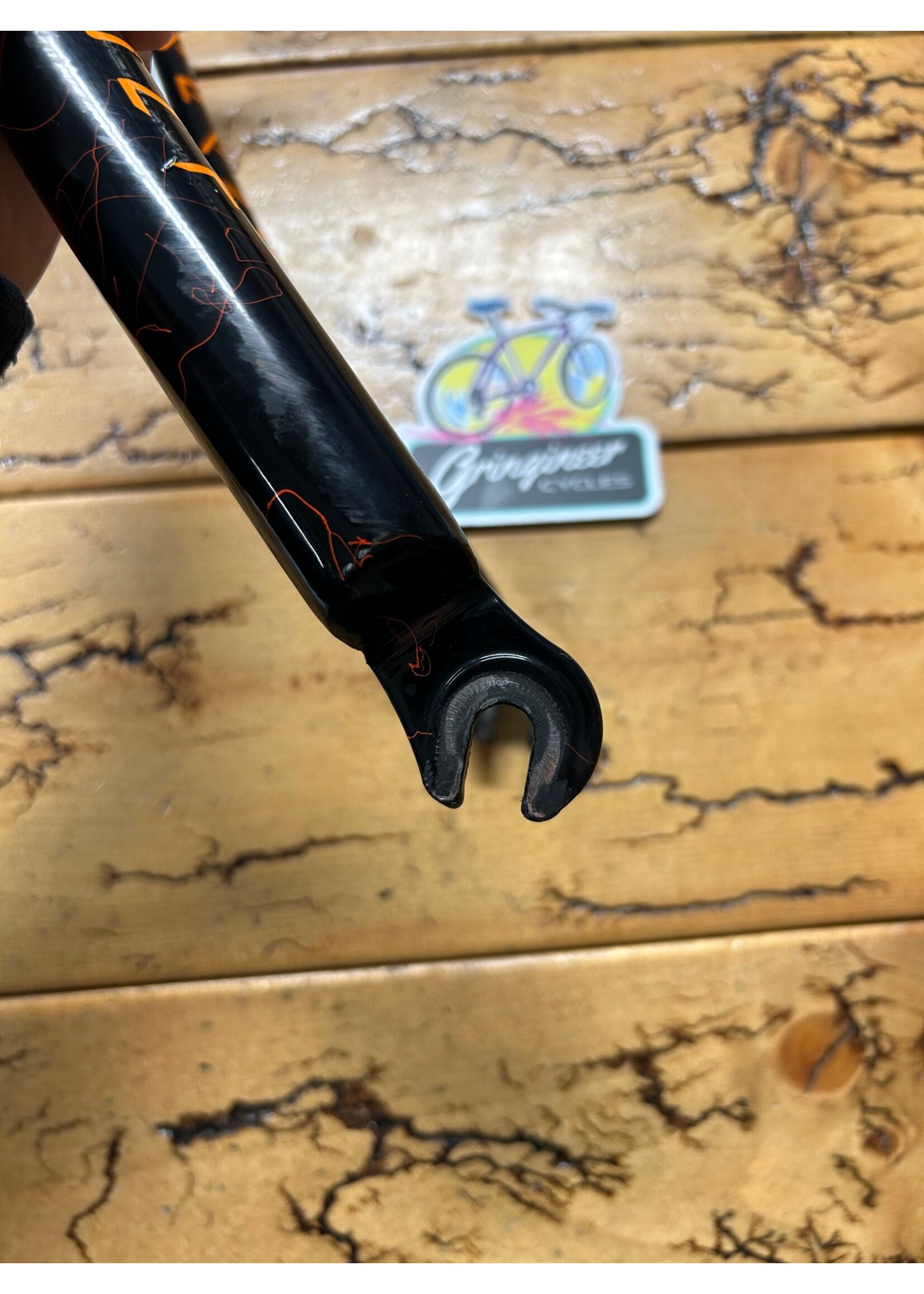 Schwinn Schwinn Paramount Black Orange Splatter MTB 1 1/8 Threaded 26" Fork