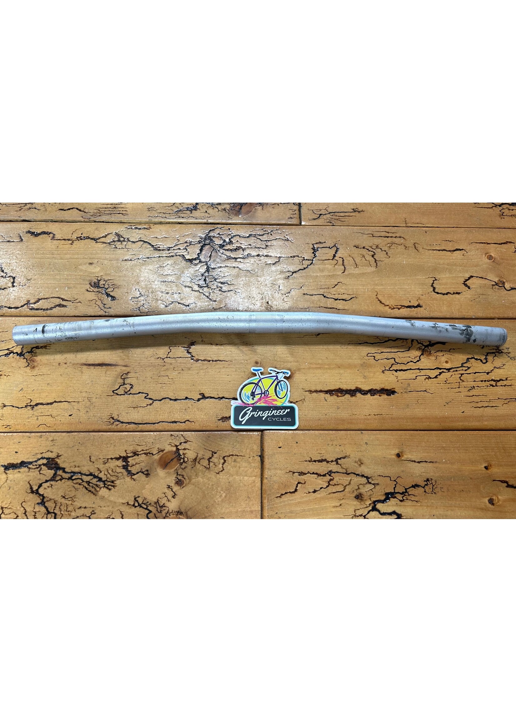 Bontrager Bontrager Race 5 Degree 560mm 25.4mm Silver Handlebar