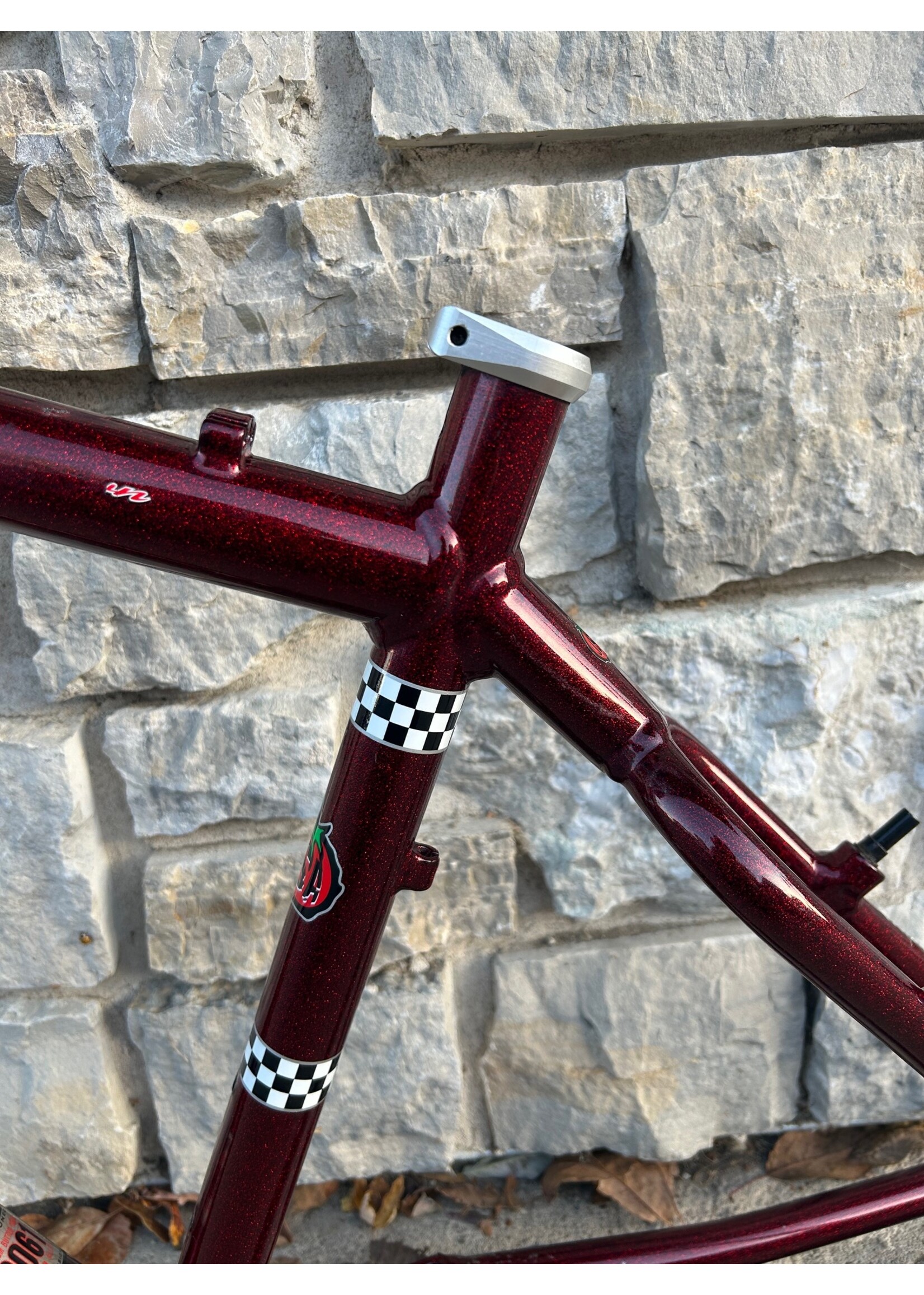 Schwinn 17" 1998 Schwinn Homegrown Red Bass Boat Frame