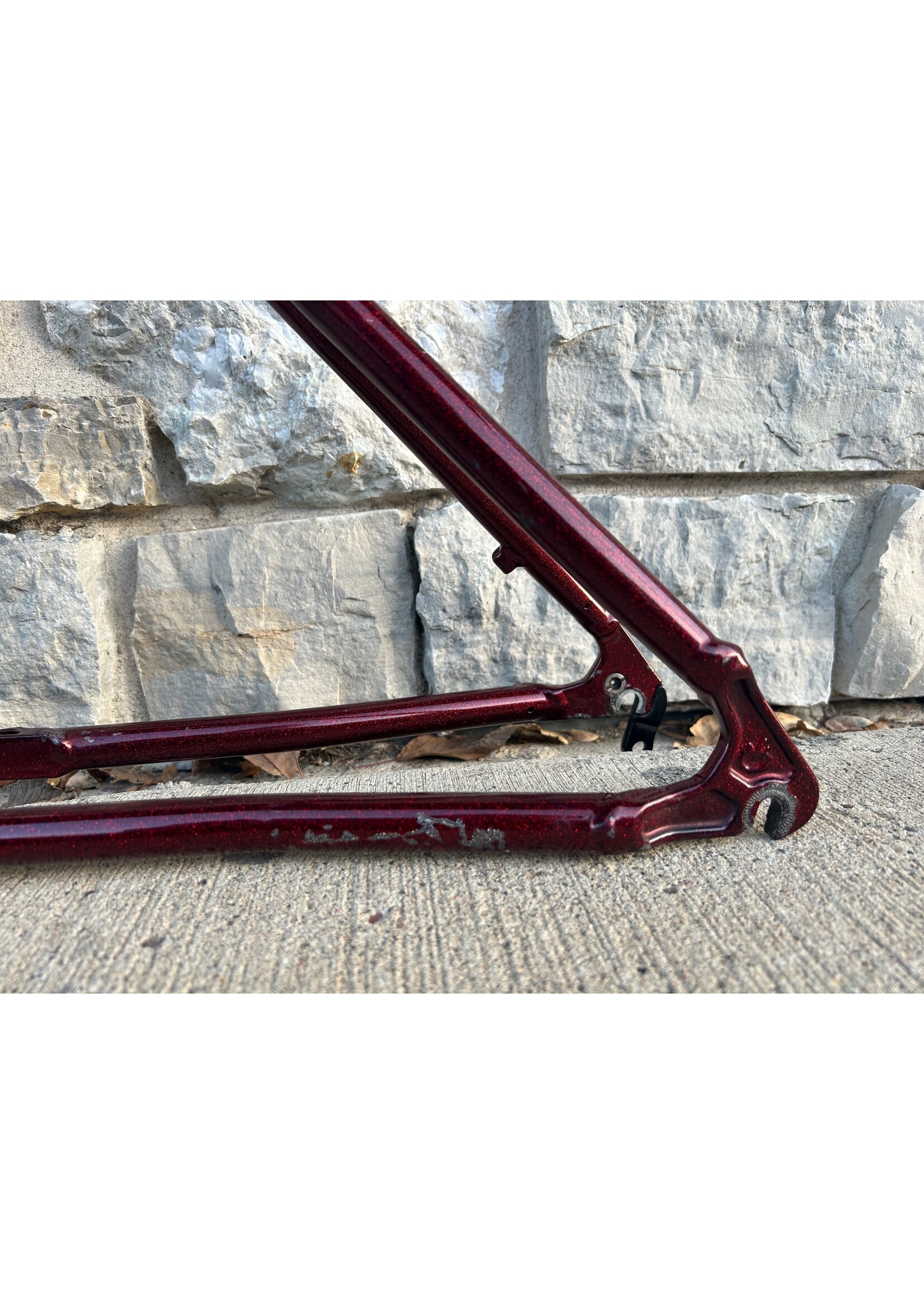 Schwinn 17" 1998 Schwinn Homegrown Red Bass Boat Frame