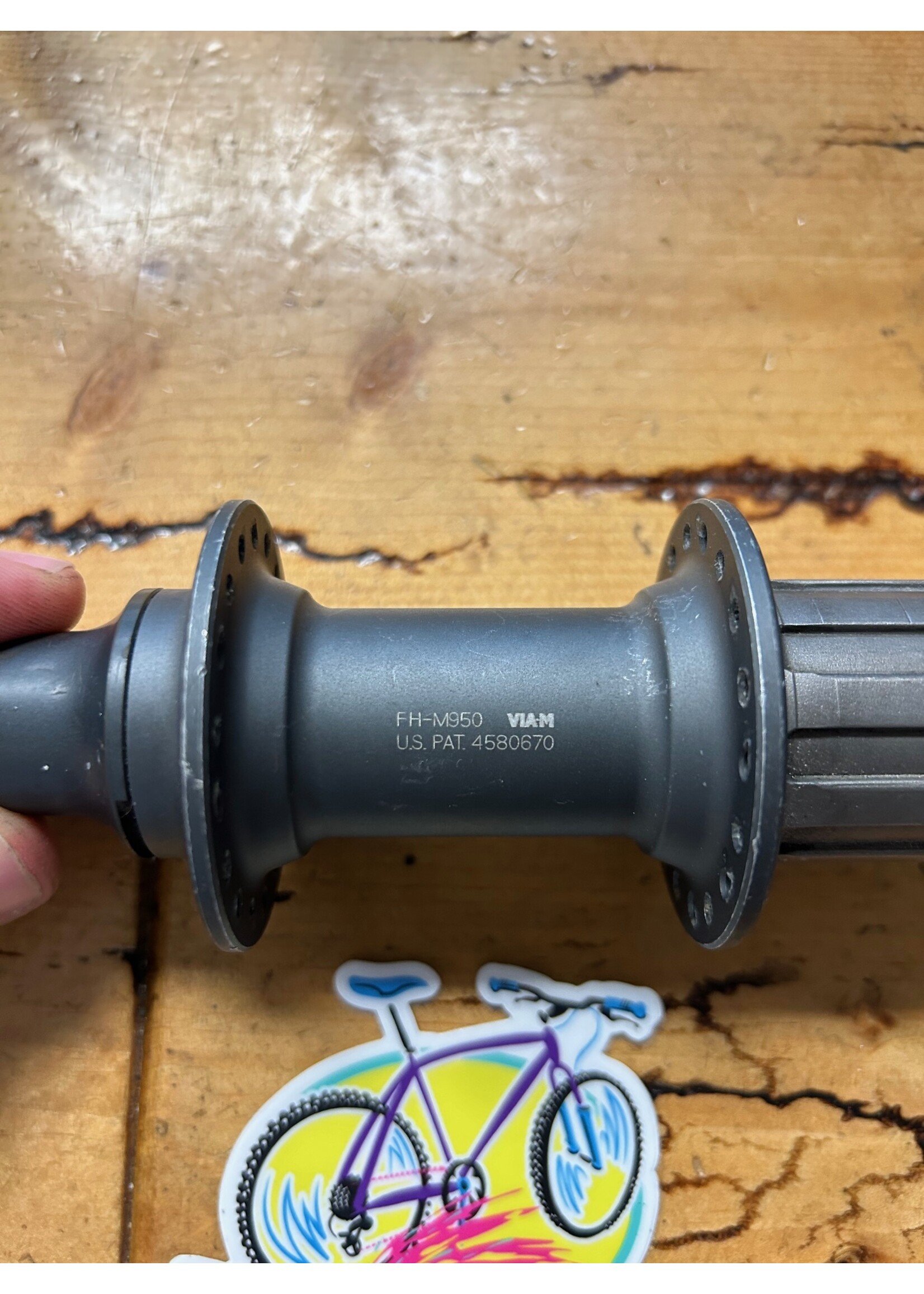 Shimano XTR FH-M950 36 Hole Rear Hub - Gringineer Cycles