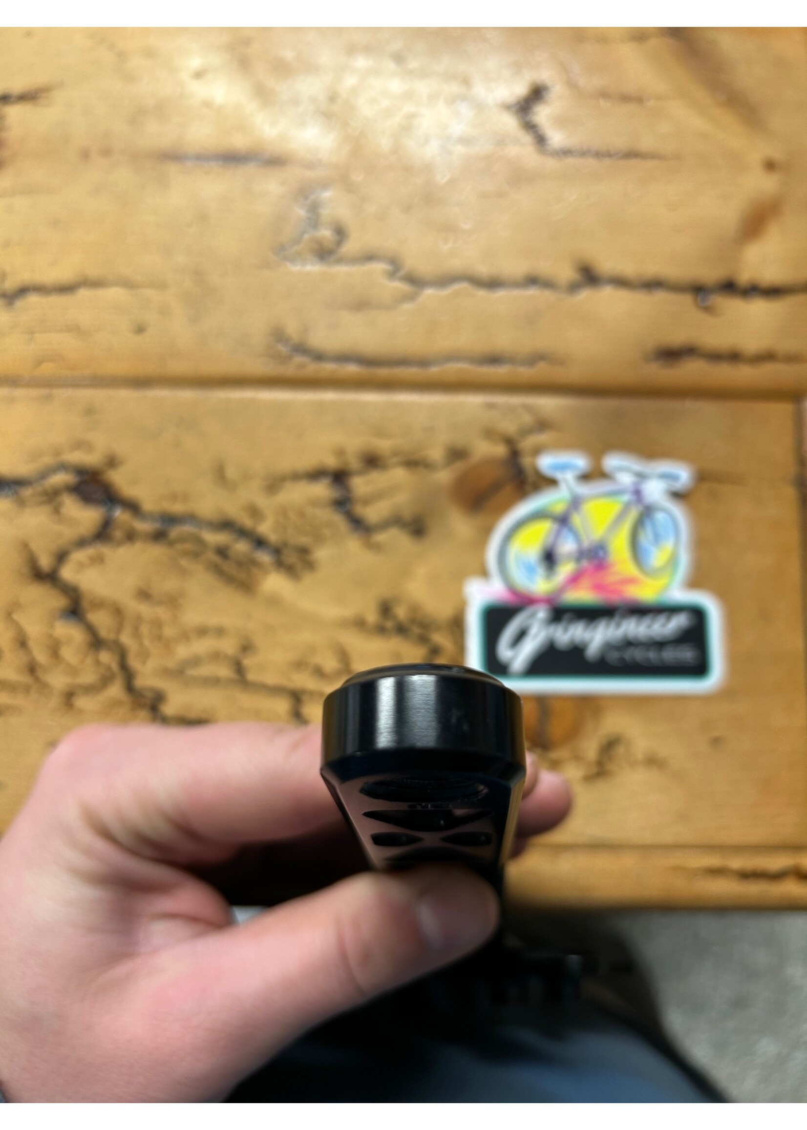 Ultimate Machine Works Ultimate Machine Works Black Anodized 175mm Right Crankarm