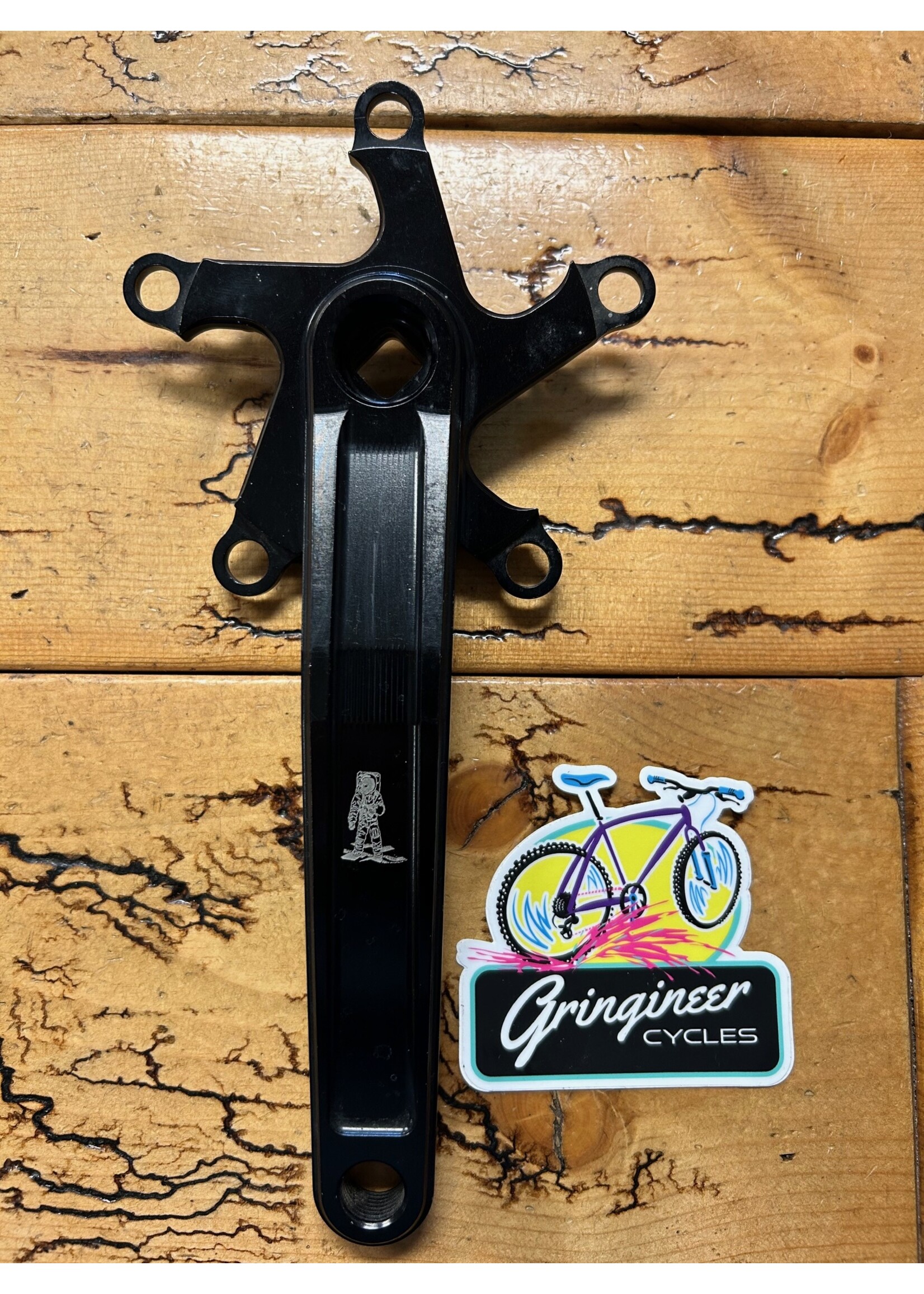 Ultimate Machine Works Ultimate Machine Works Black Anodized 175mm Right Crankarm