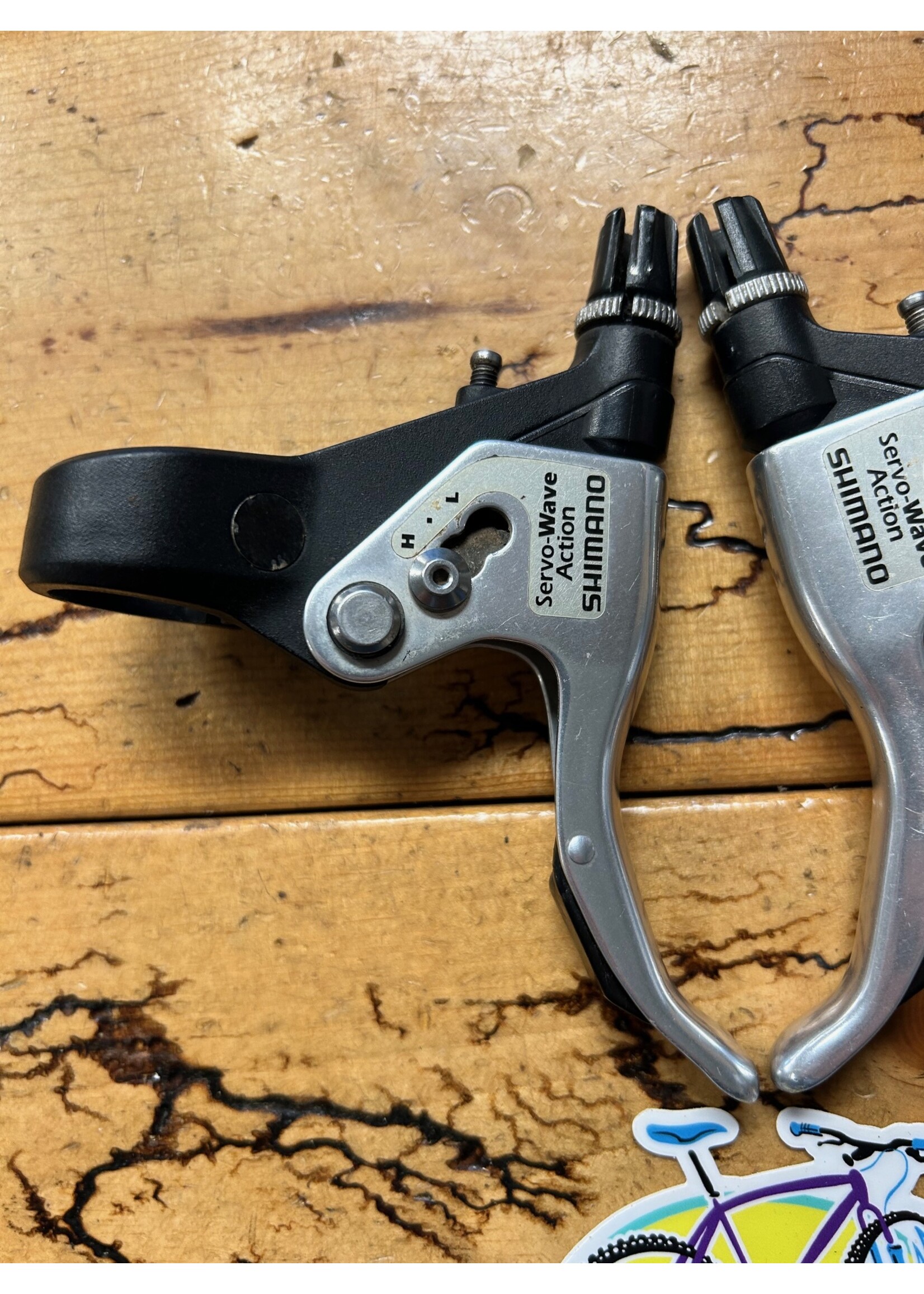 SHIMANO Shimano BL-M600 Servo Wave Brake Levers