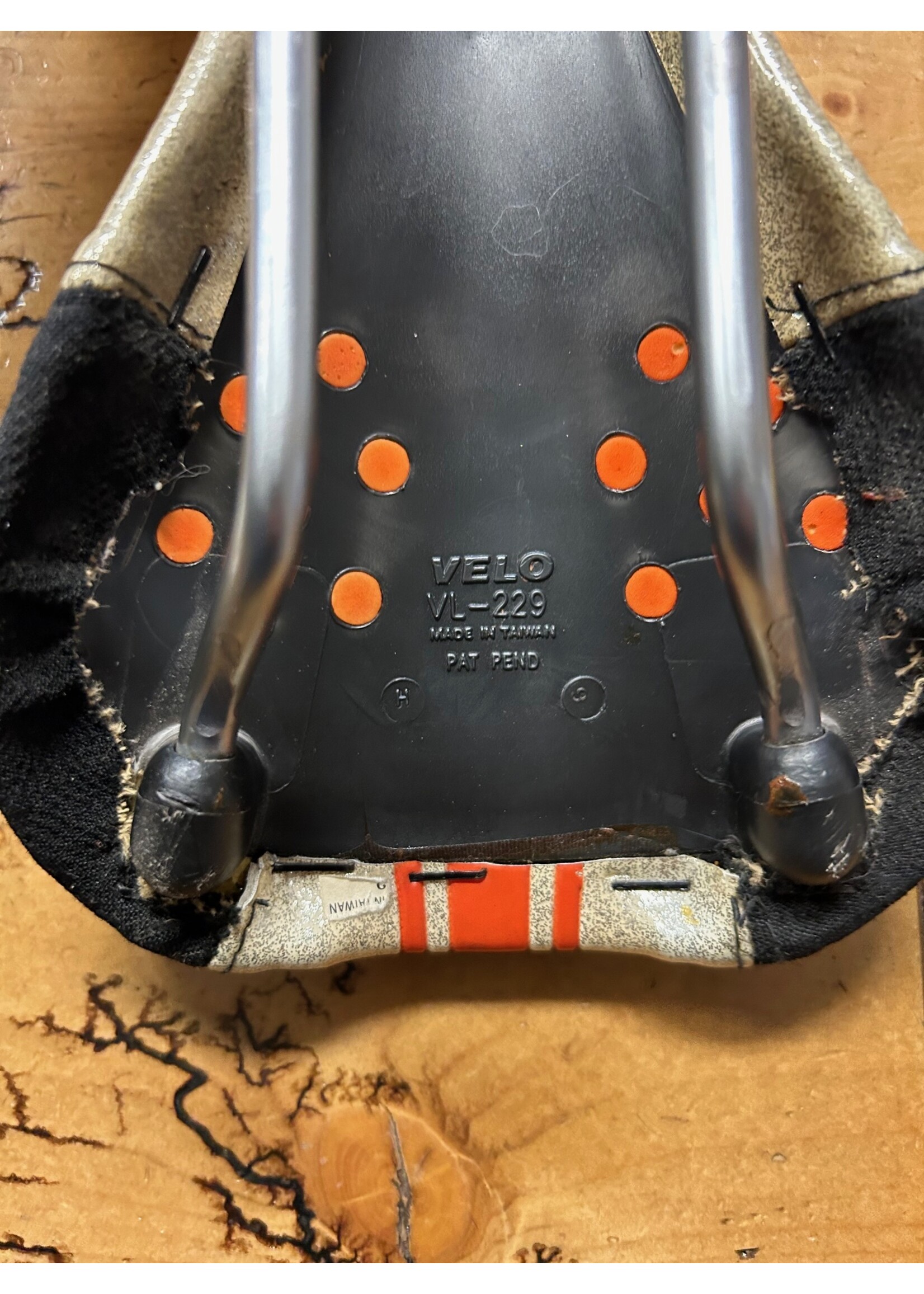 Schwinn Schwinn Stinger Orange Gold Velo VL-229 Saddle