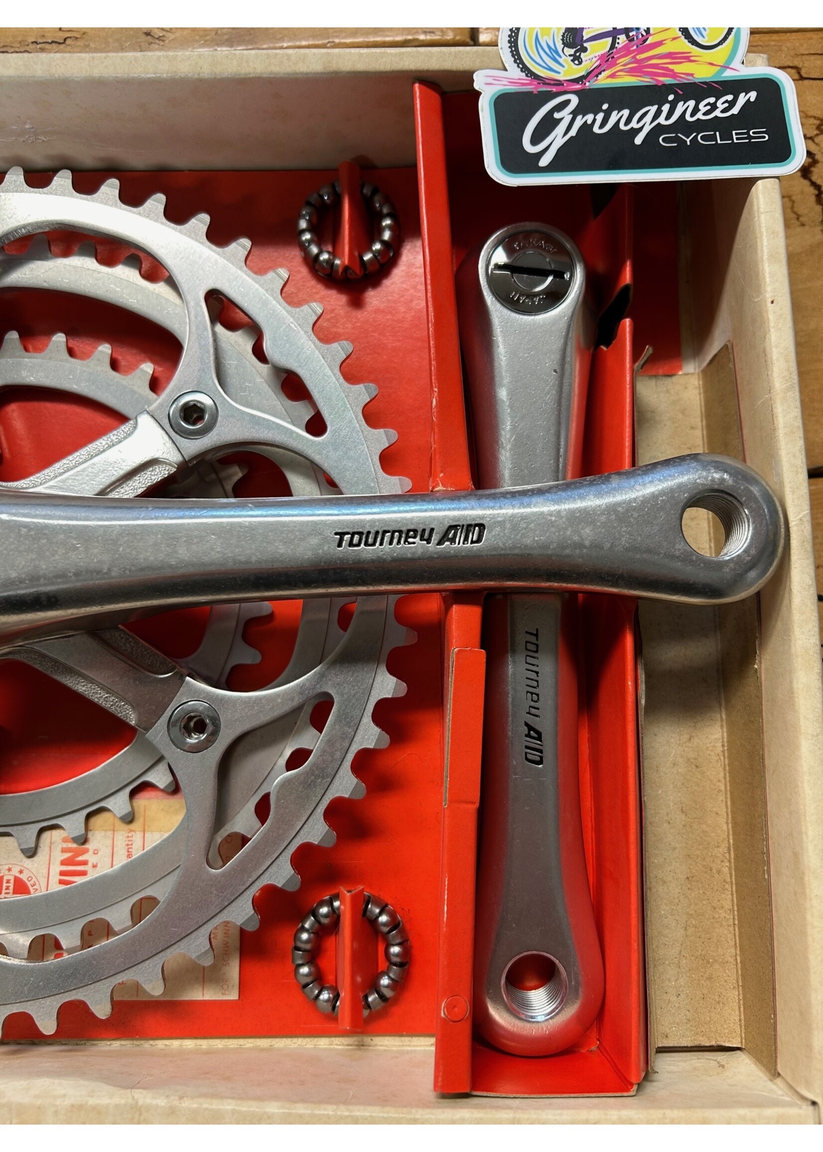Takagi Takagi Tourney AD 52/45/33 170mm Crankset NOS