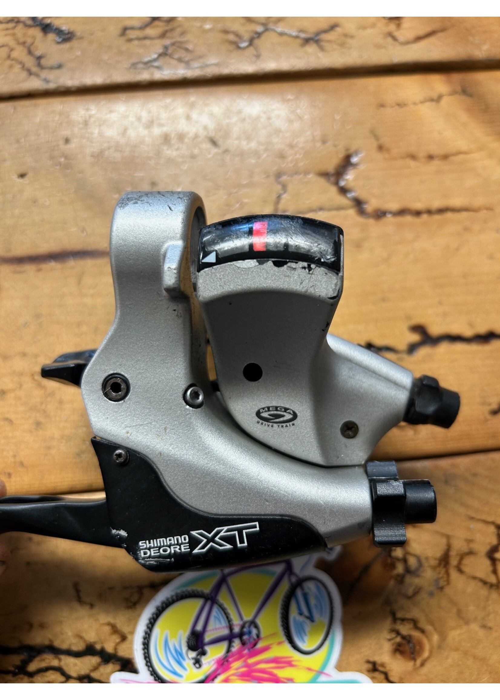 SHIMANO Shimano Deore XT ST-M750 9 Speed Right Shifter and Brake Lever