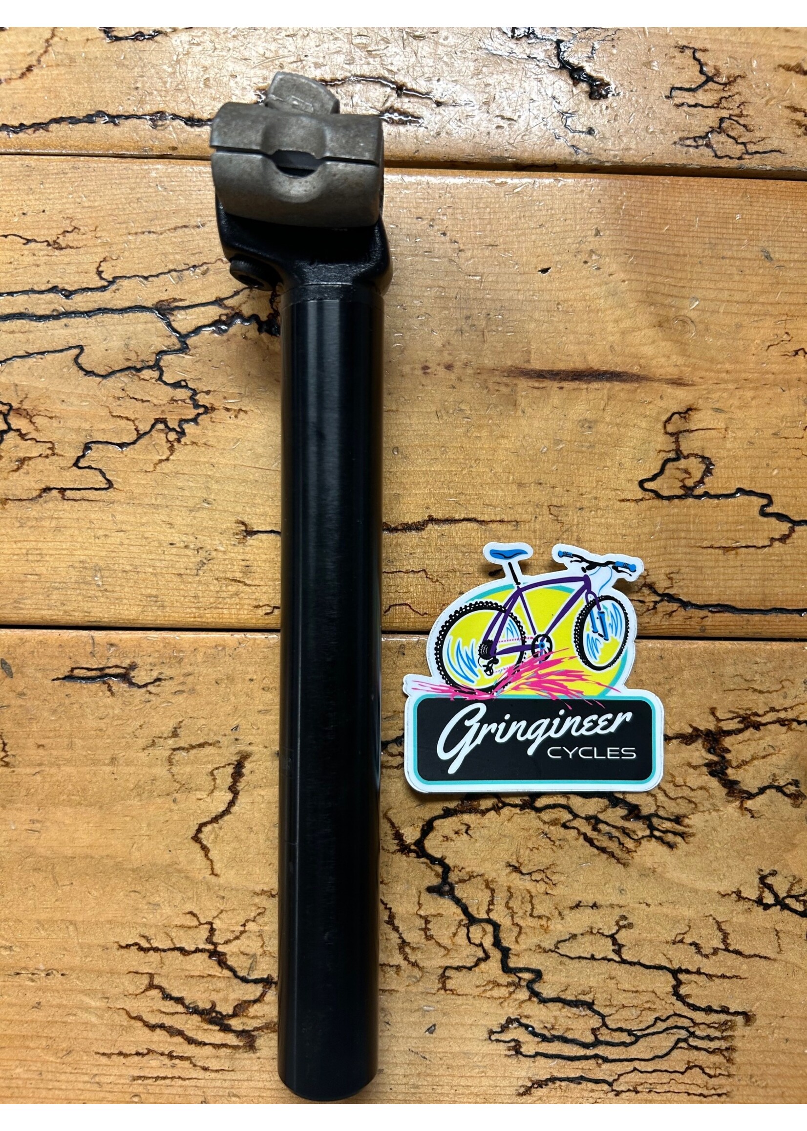 Strong Strong 27.0mm 230mm Black Seatpost
