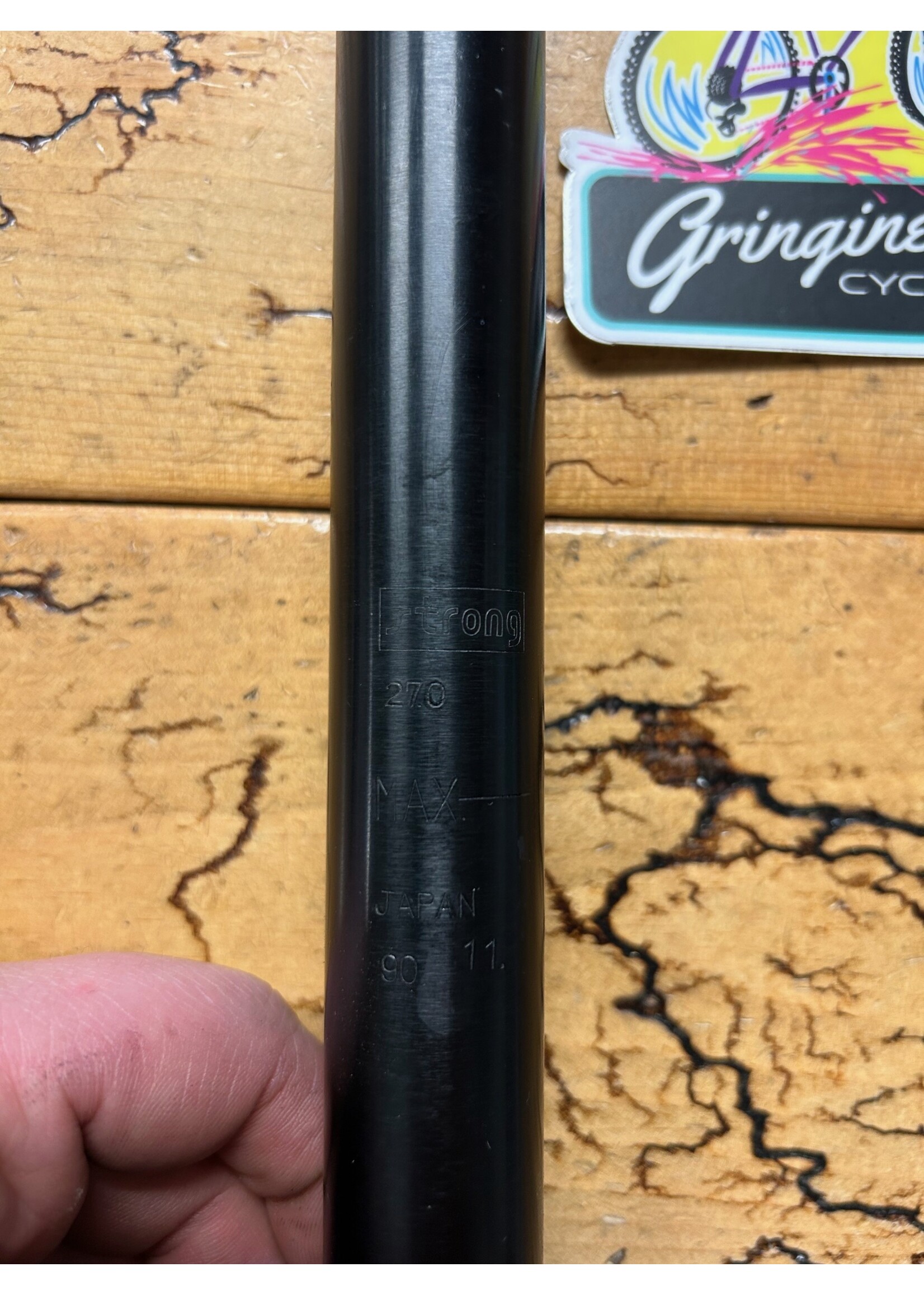 Strong Strong 27.0mm 230mm Black Seatpost