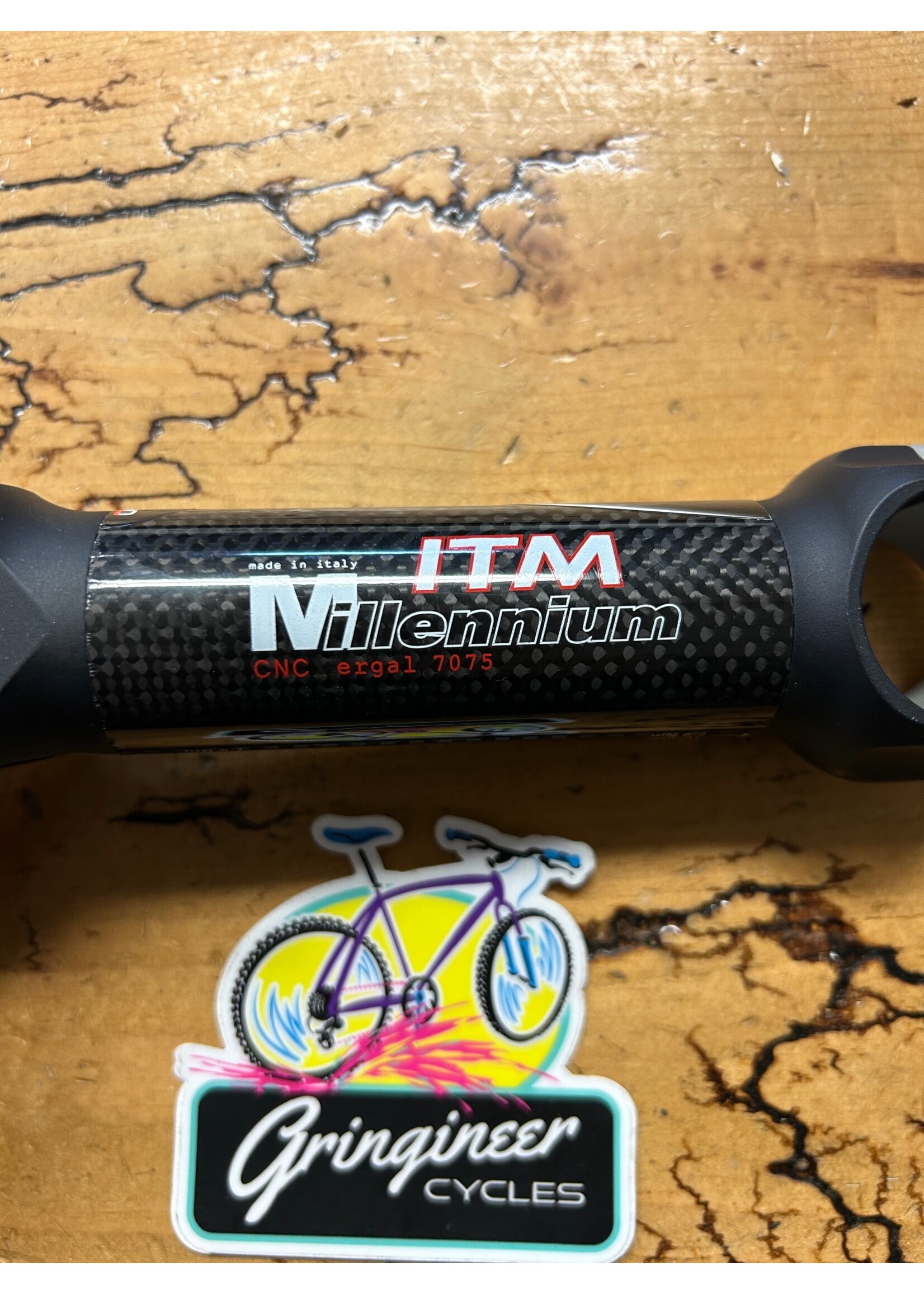 ITM ITM Millennium Carbon Super Over 140mm 1 1/8 31.8mm Stem