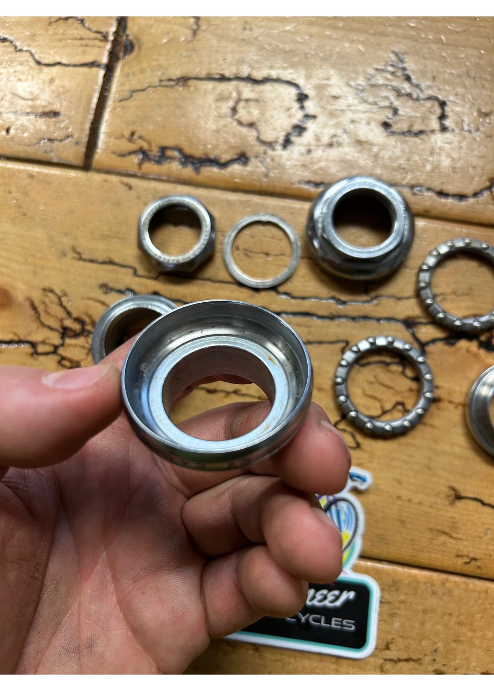 Campagnolo Campagnolo Nuovo Record 1" French Threaded Headset