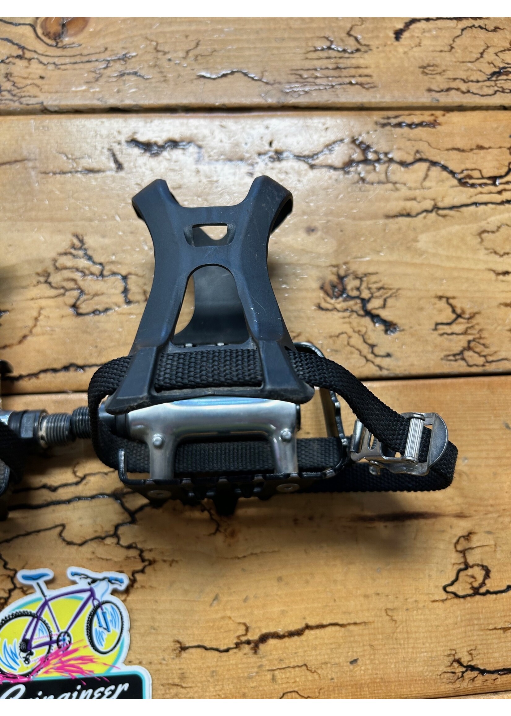SHIMANO Shimano Deore DX PD-M650 Pedals and Cages