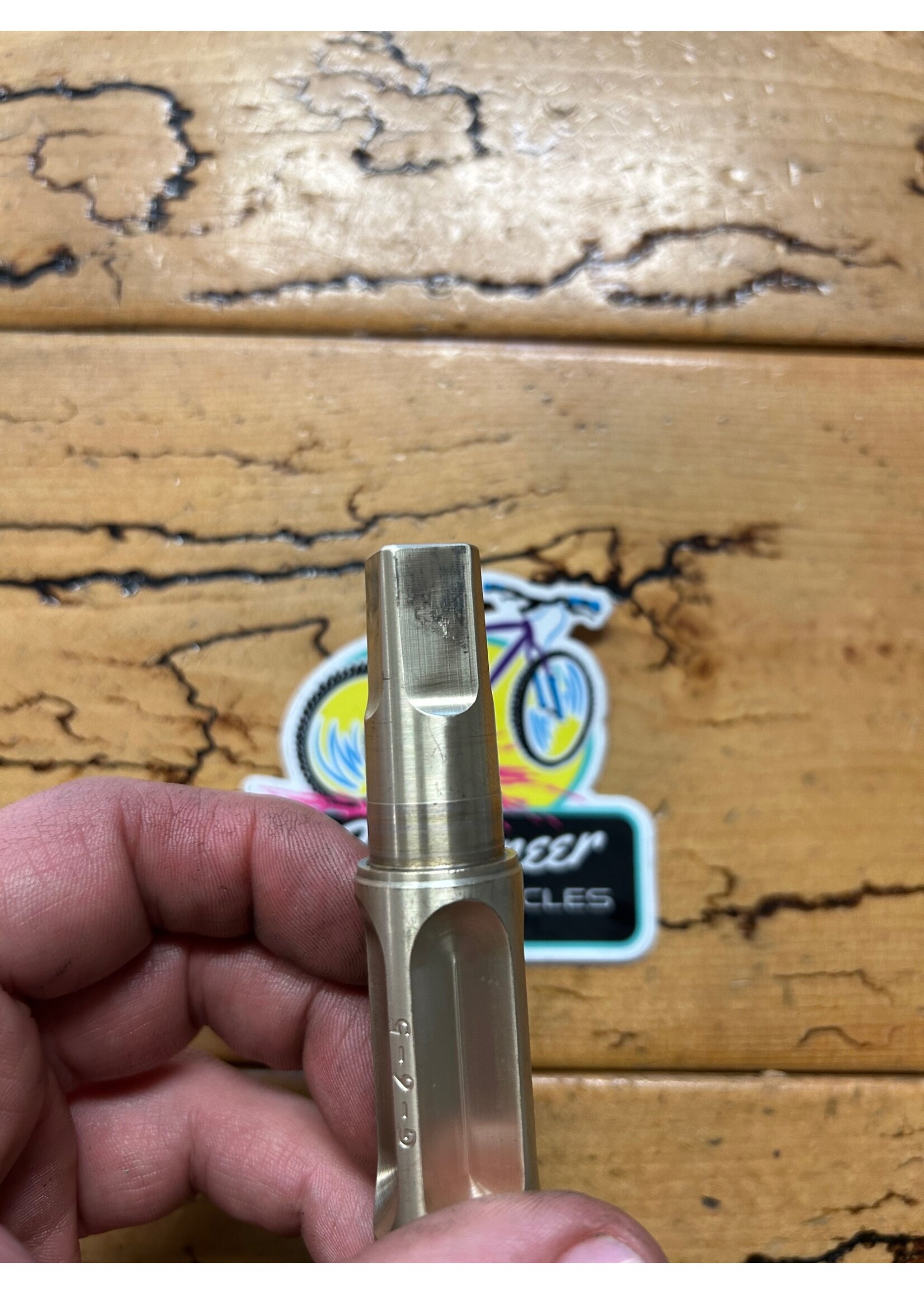 Sampson Sampson Stratics 123mm Titanium Square Taper Bottom Bracket Spindle
