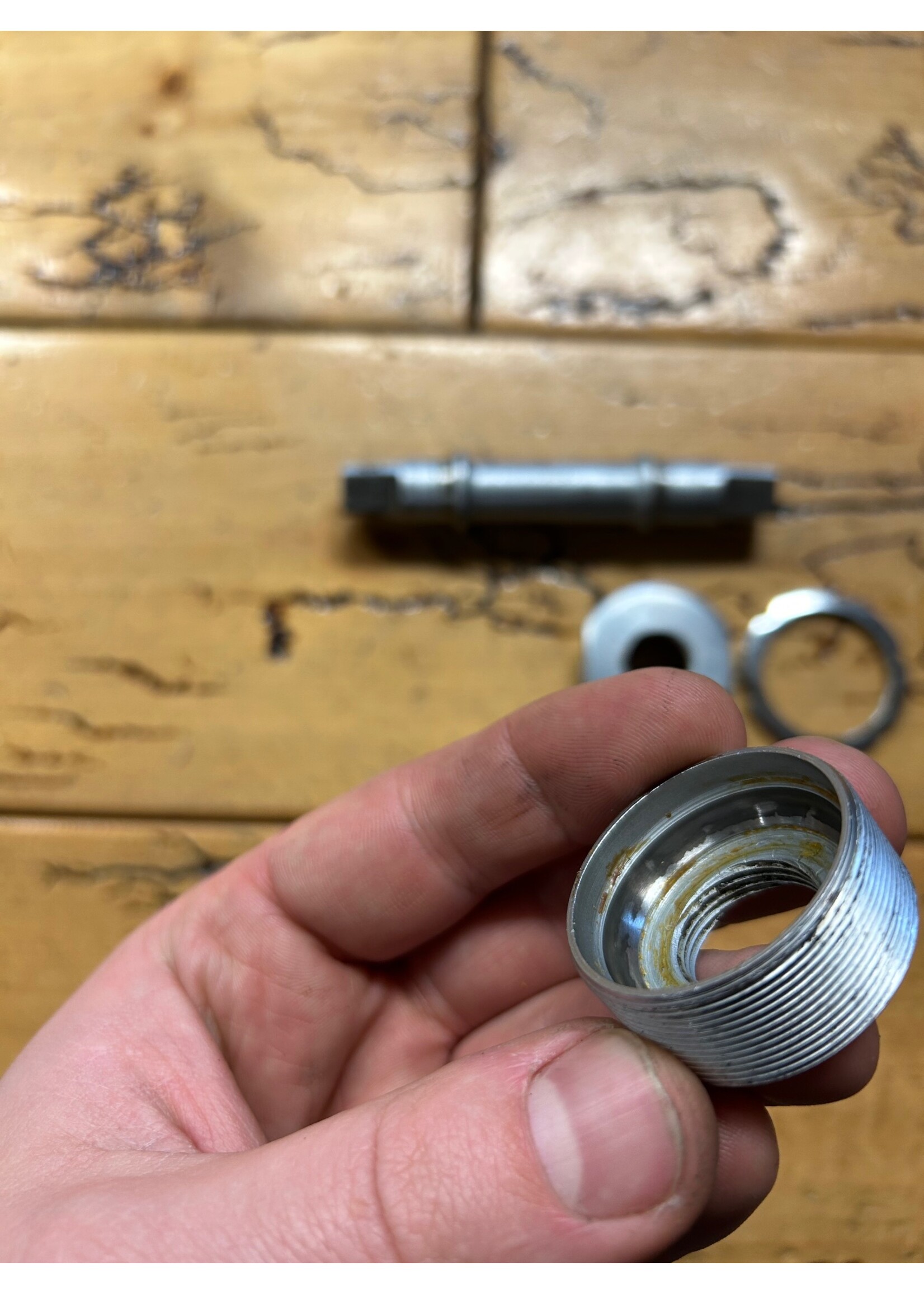 Campagnolo Campagnolo 68x112 French Threaded Square Taper Bottom Bracket