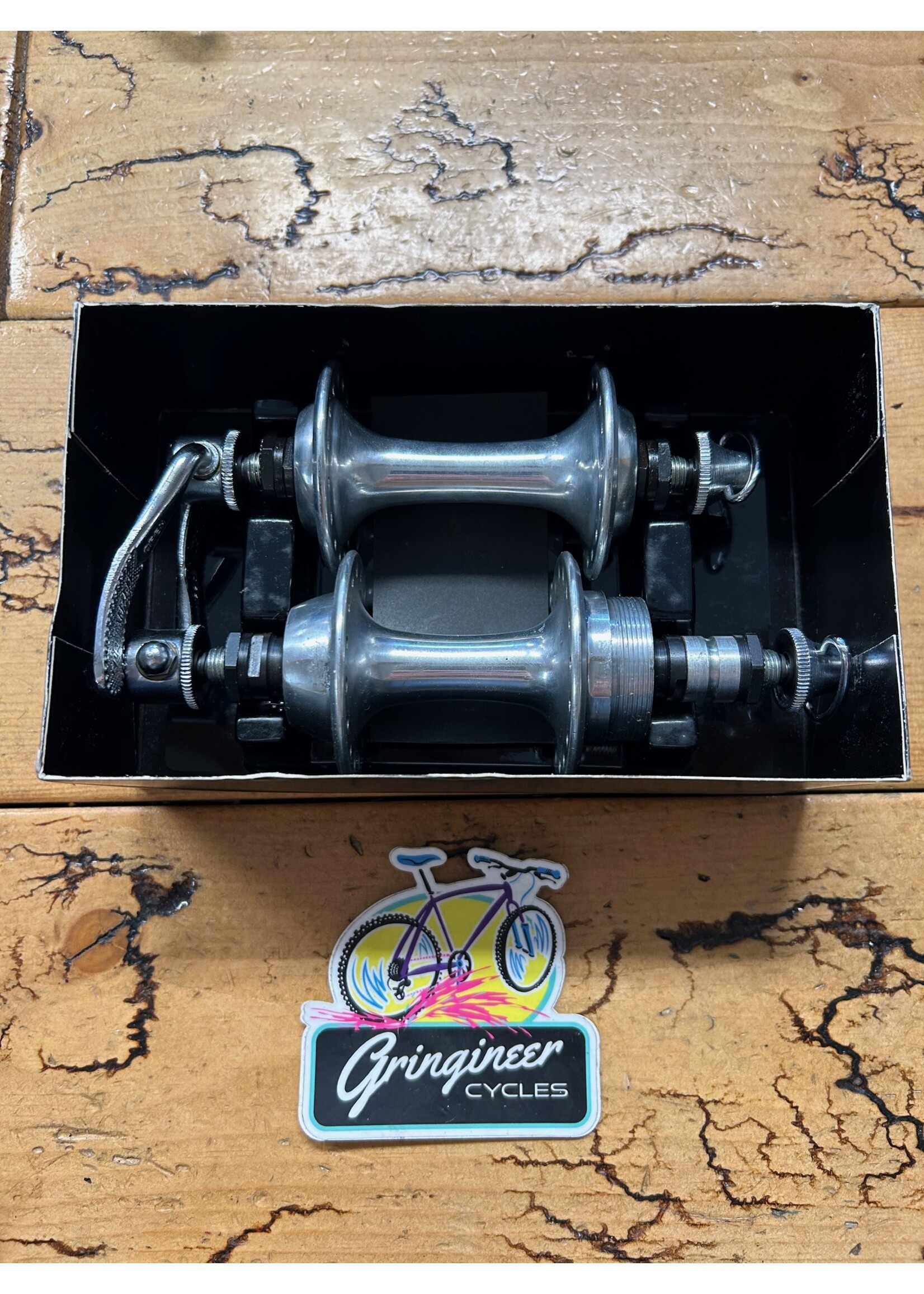 Specialized Specialized Sealed Bearing Low Flange 126/100 32 Hole Hub Set NOS