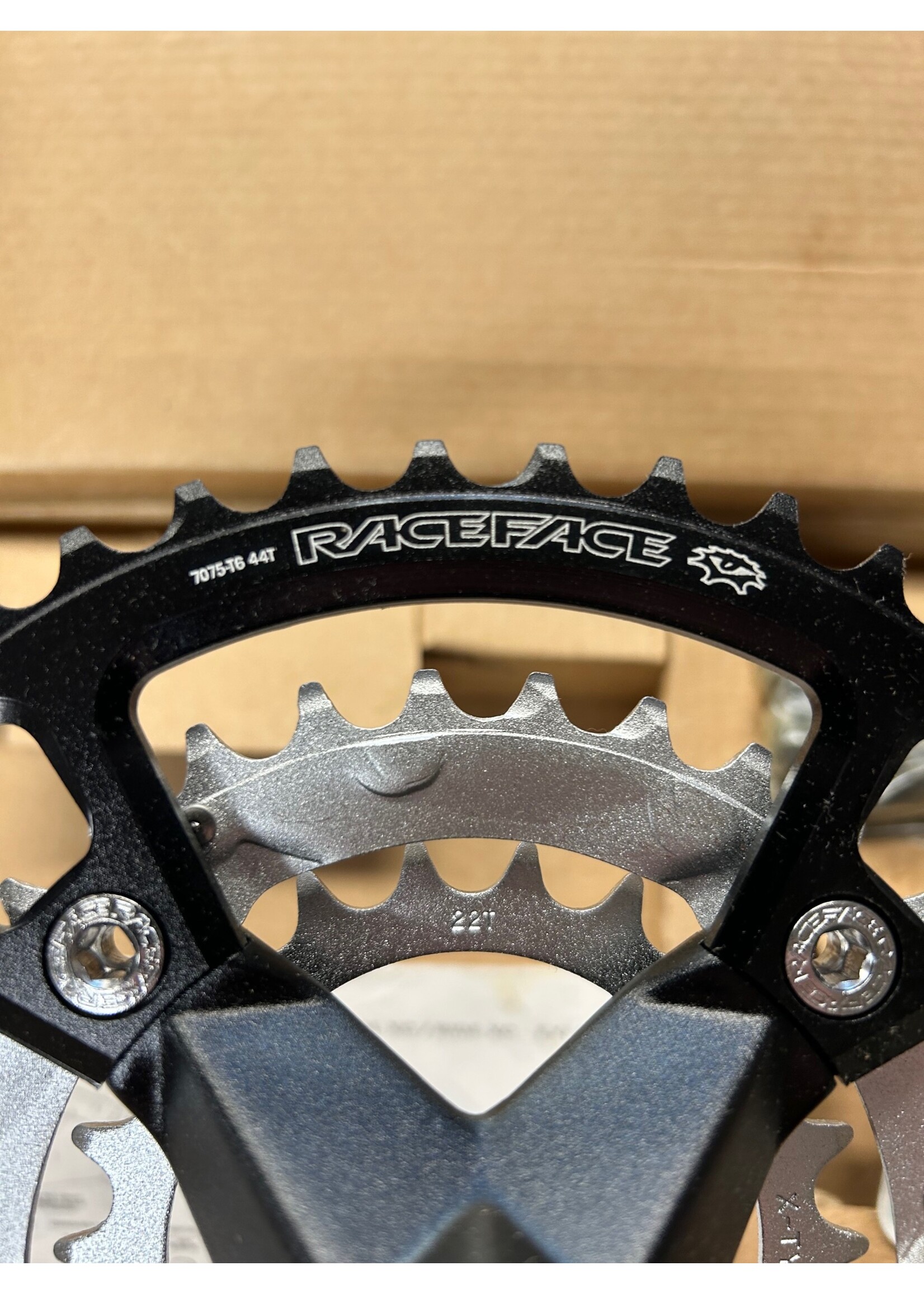Raceface Raceface Ride XC 44/32/22 175mm X Type Crankset and Bottom Bracket NOS