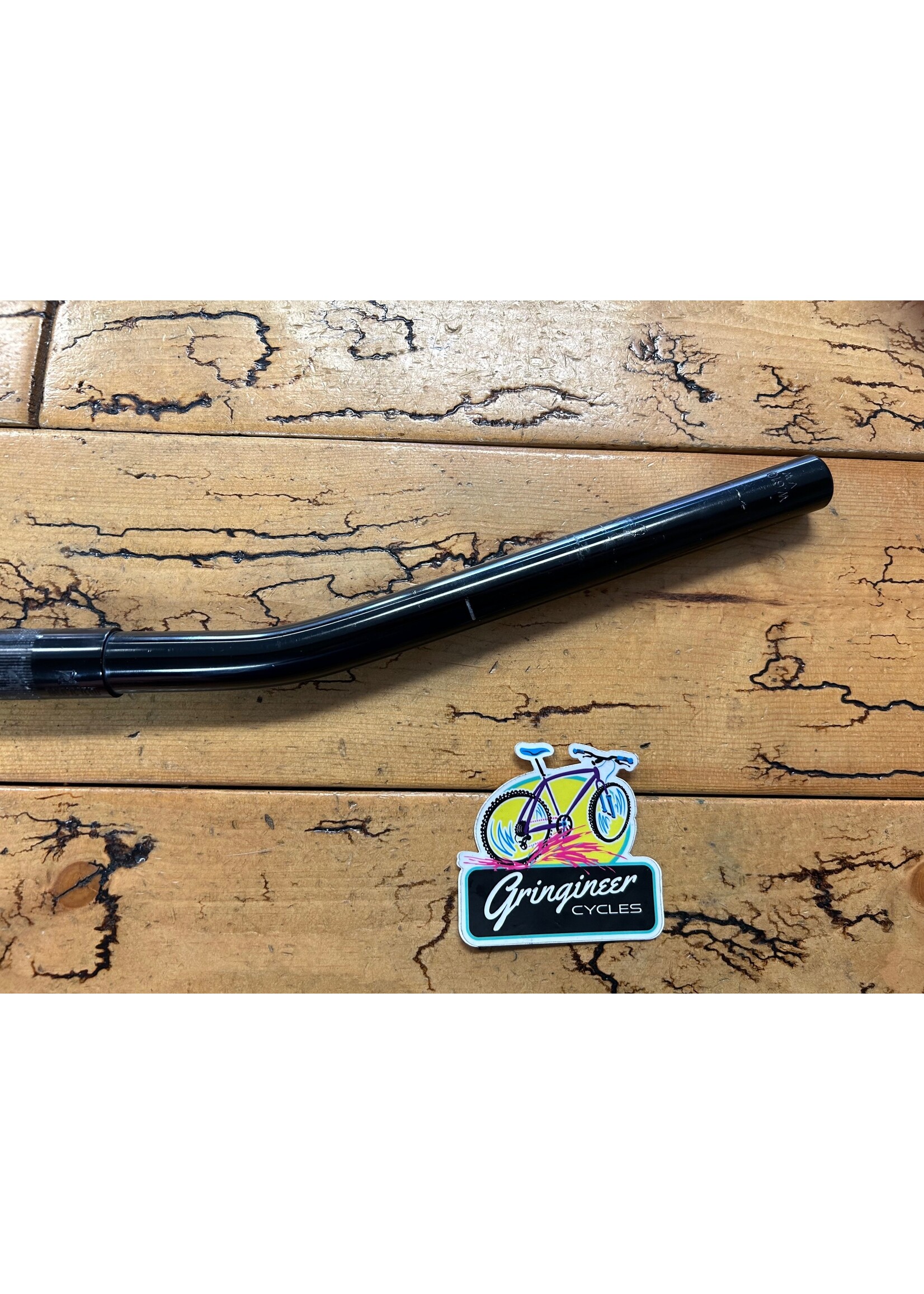 Nitto Nitto 610mm 25.4mm Black Swept Back Handlebar